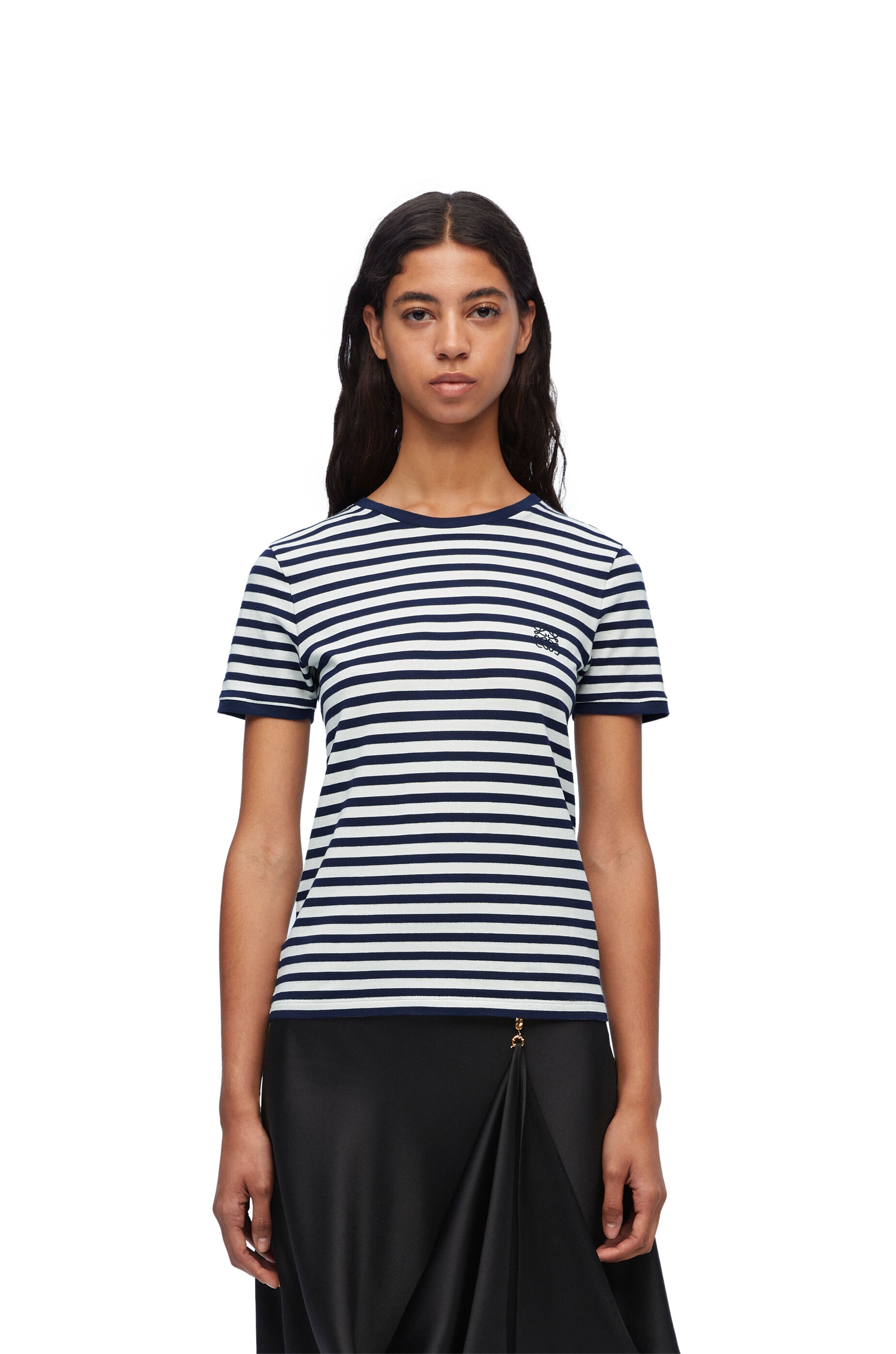Slim fit t-shirt in viscose blend - 3