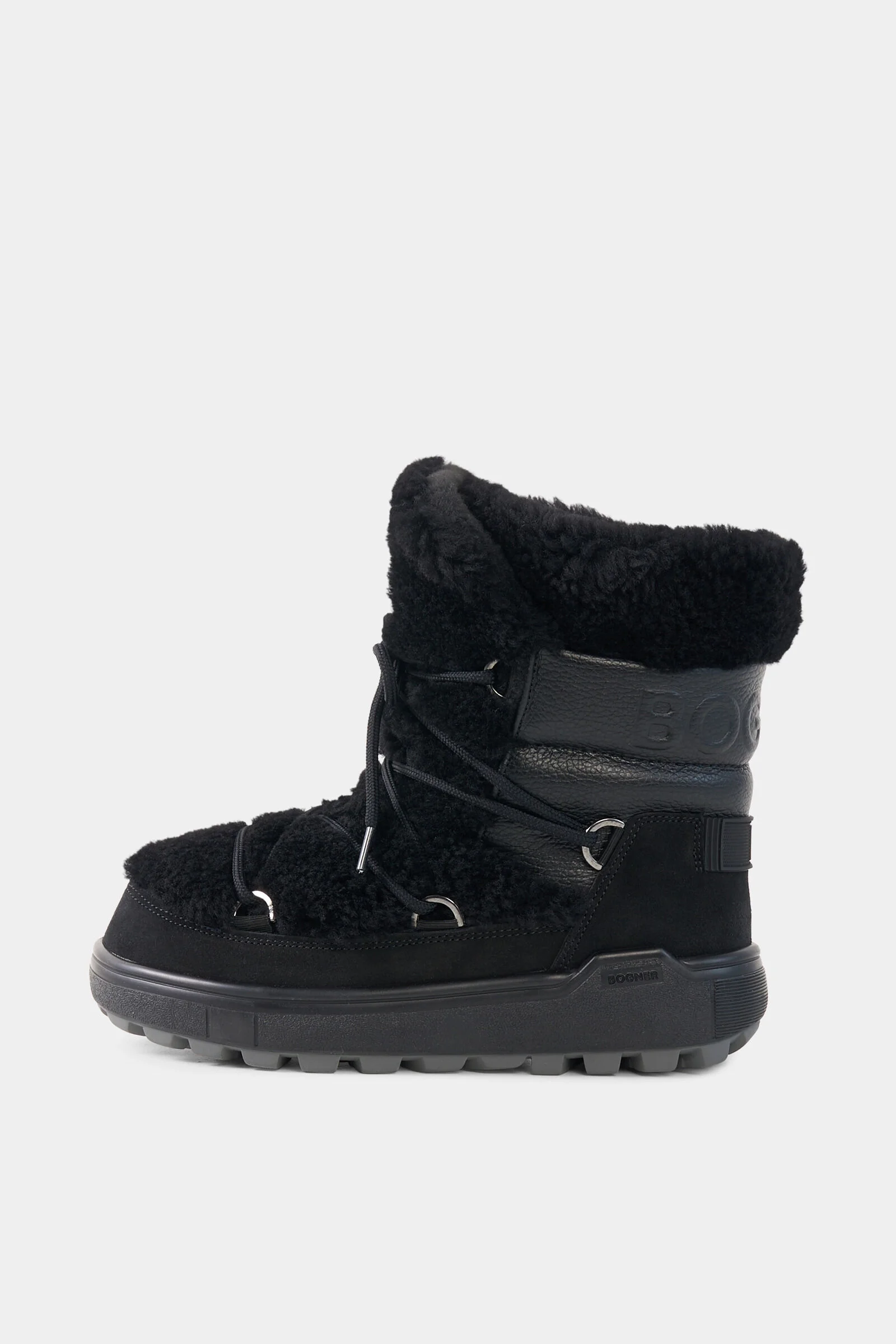 Chamonix Snow Boots with Spikes in Black - 1