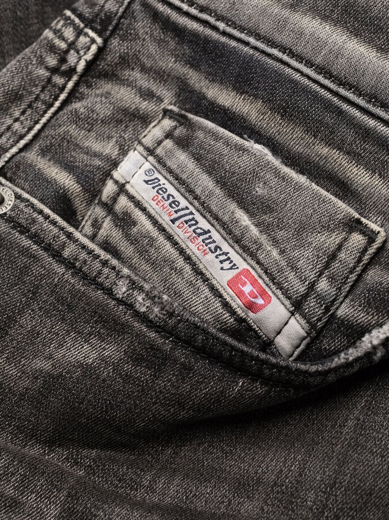슬림 컷 D-Strukt JoggJeans® 7