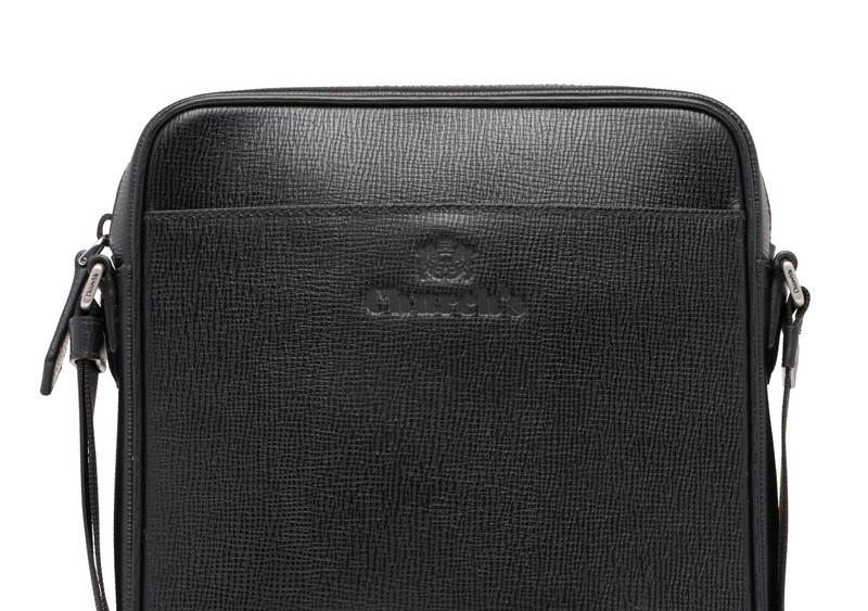 Chilston
St James Leather Crossbody Bag Black 4