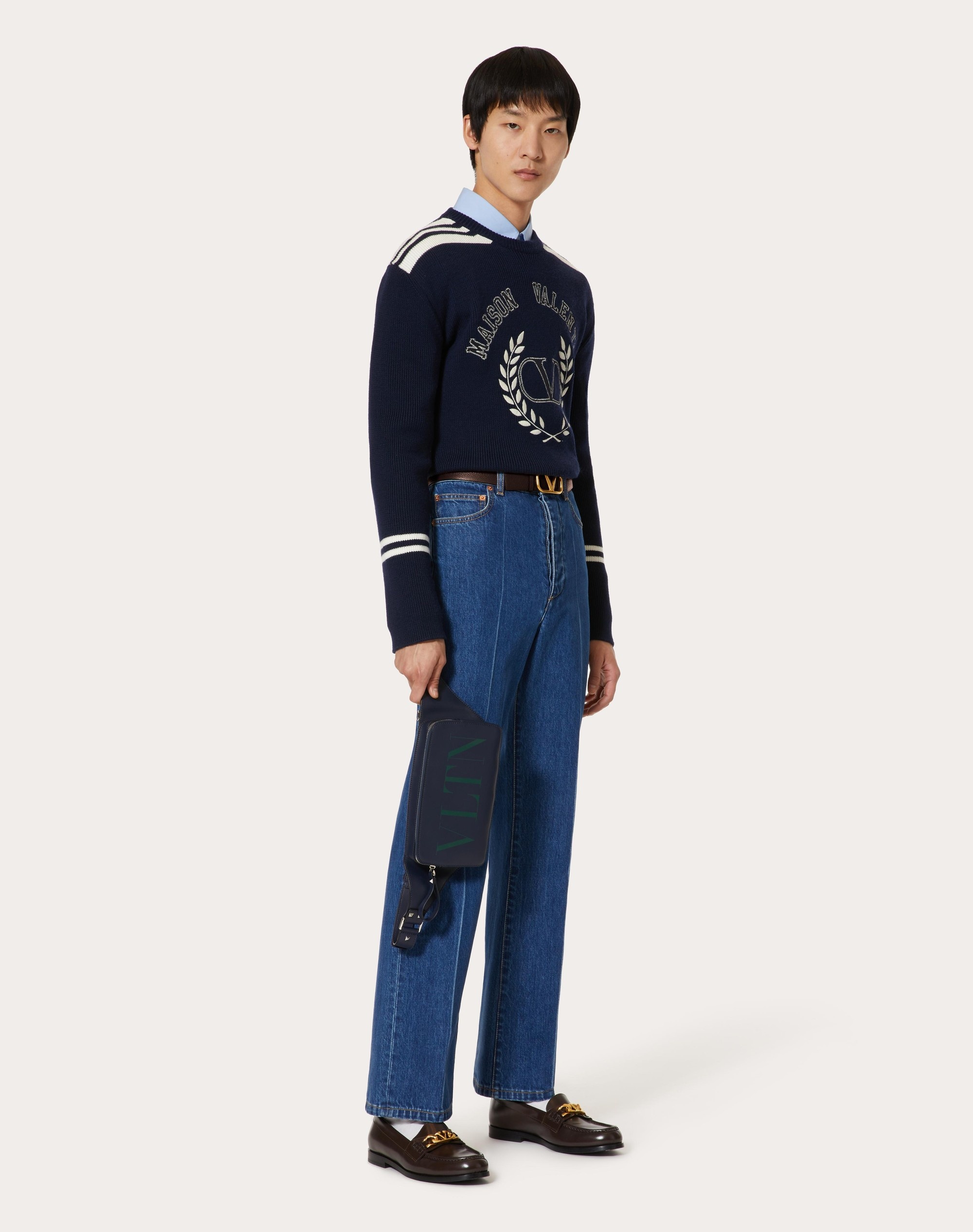 CREWNECK SWEATER IN WOOL WITH MAISON VALENTINO EMBROIDERY - 2