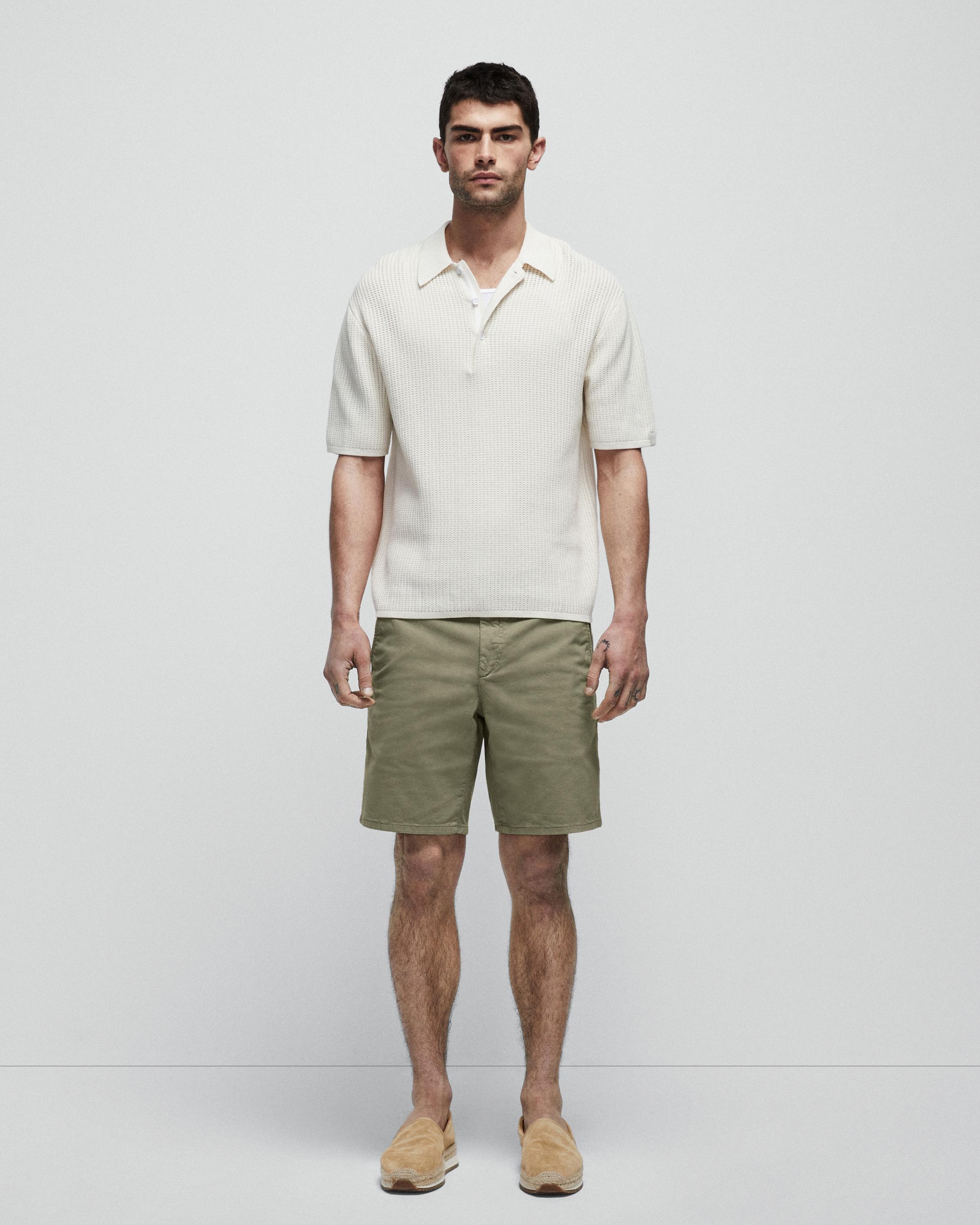 Perry Cotton Stretch Twill Short
Slim Fit Short - 2