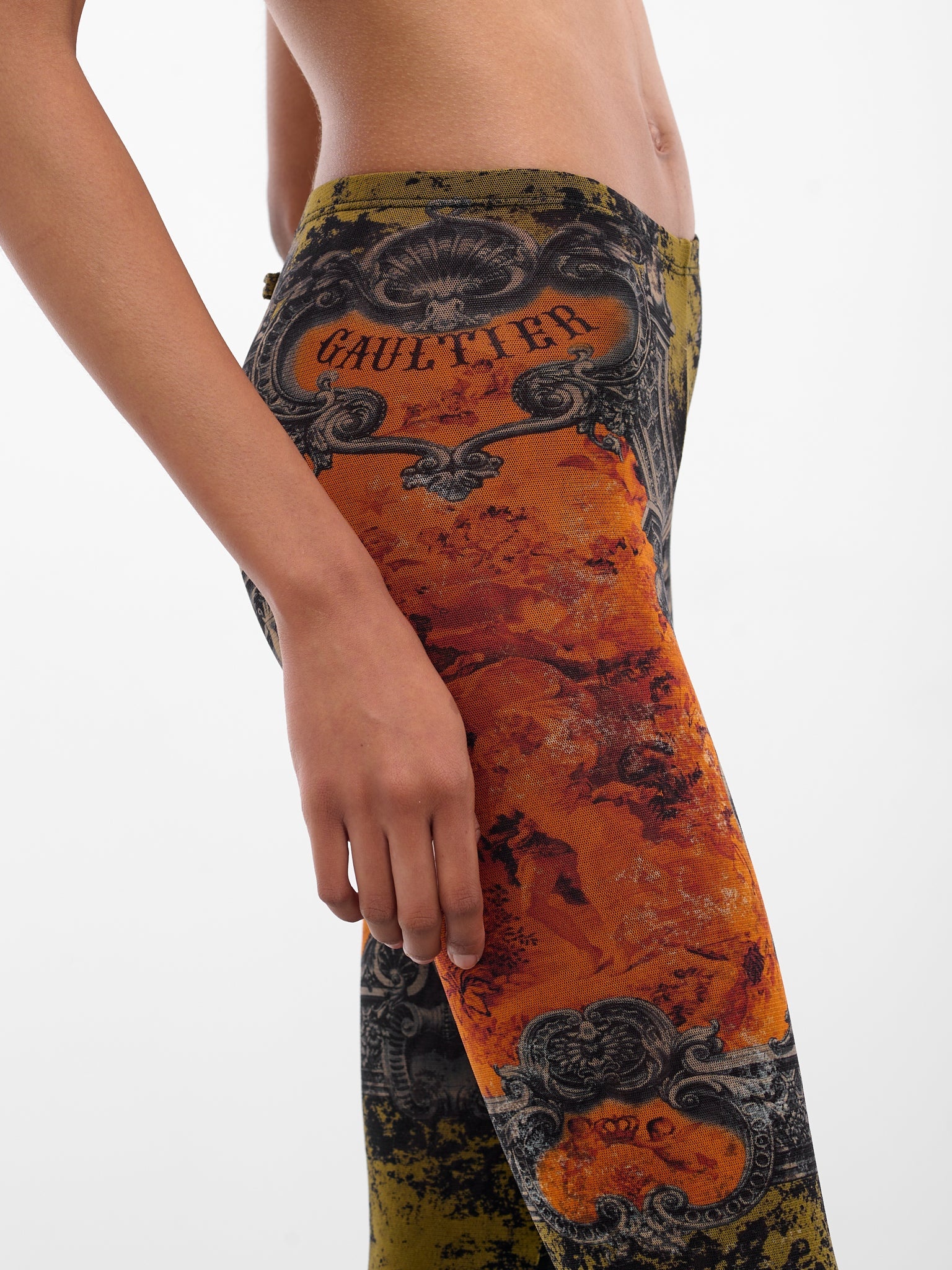 The "Médaillon" Graphic Leggings - 5