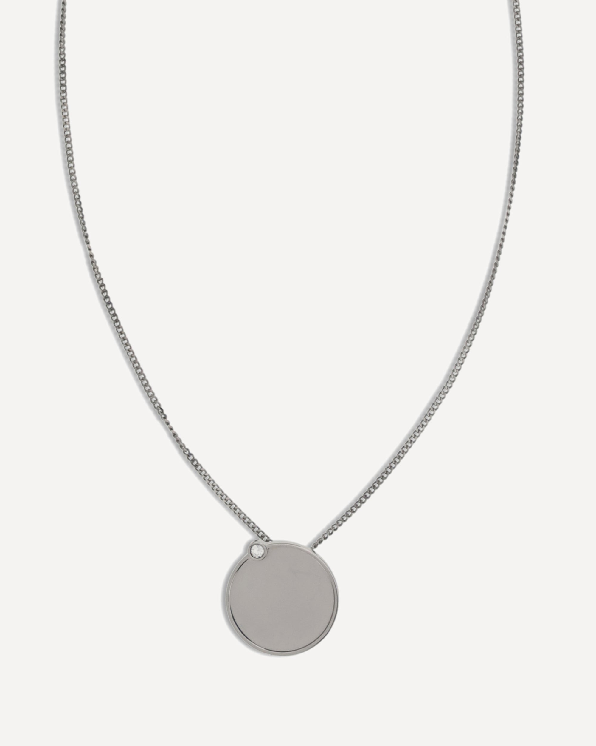 Necklace with round plaque - 3