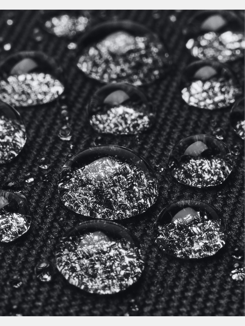 UA Triumph Barrel Duffle 8