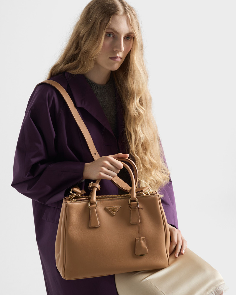 Large Prada Galleria leather bag 9