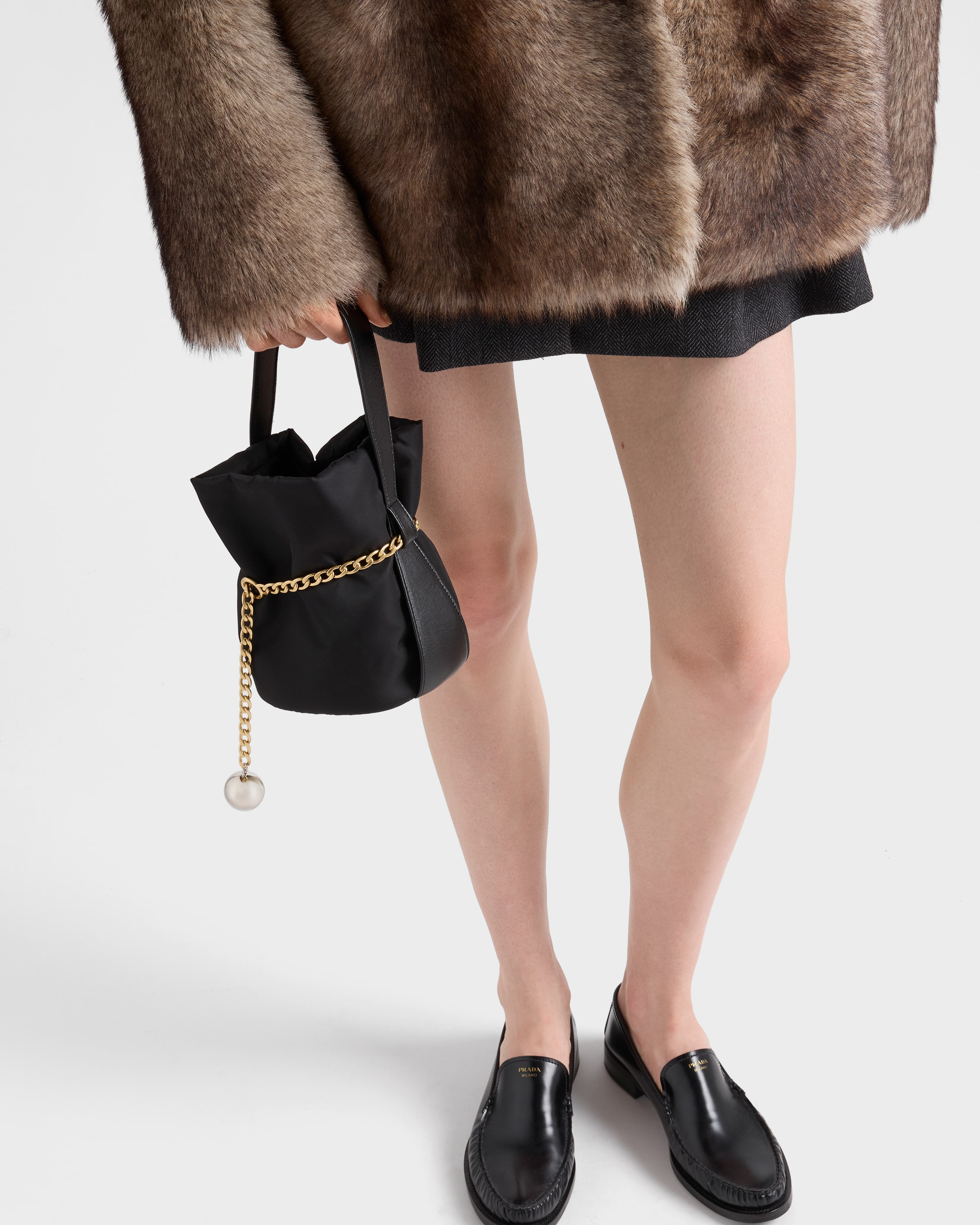 Petit Sac Noir Re-Nylon and nappa leather mini bucket bag - 7