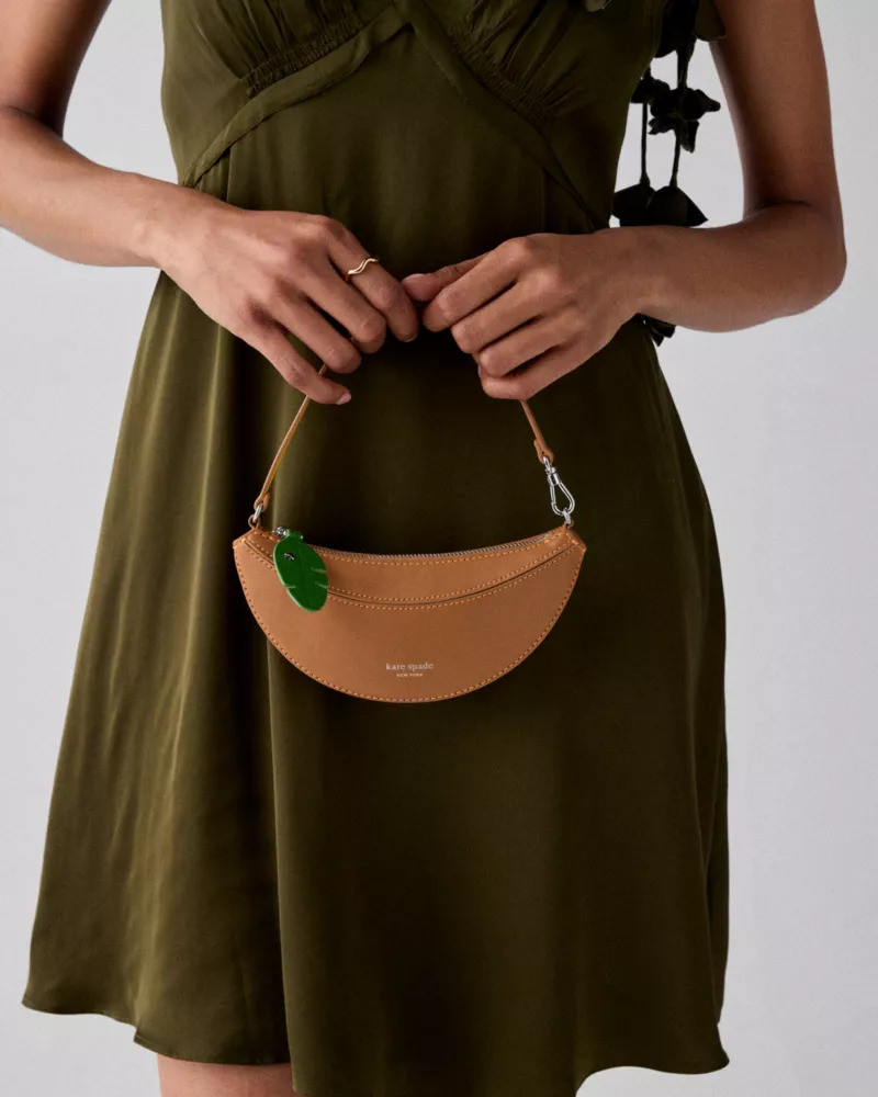 kate spade Wink Banana Wristlet outlook