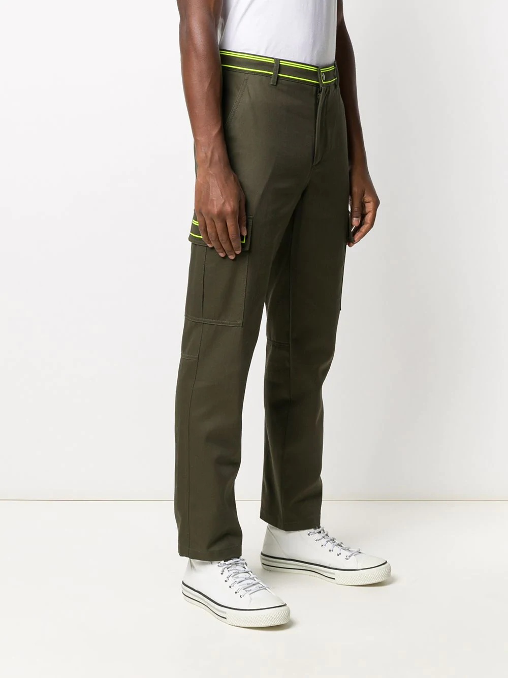 contrasting-trim cargo trousers - 3