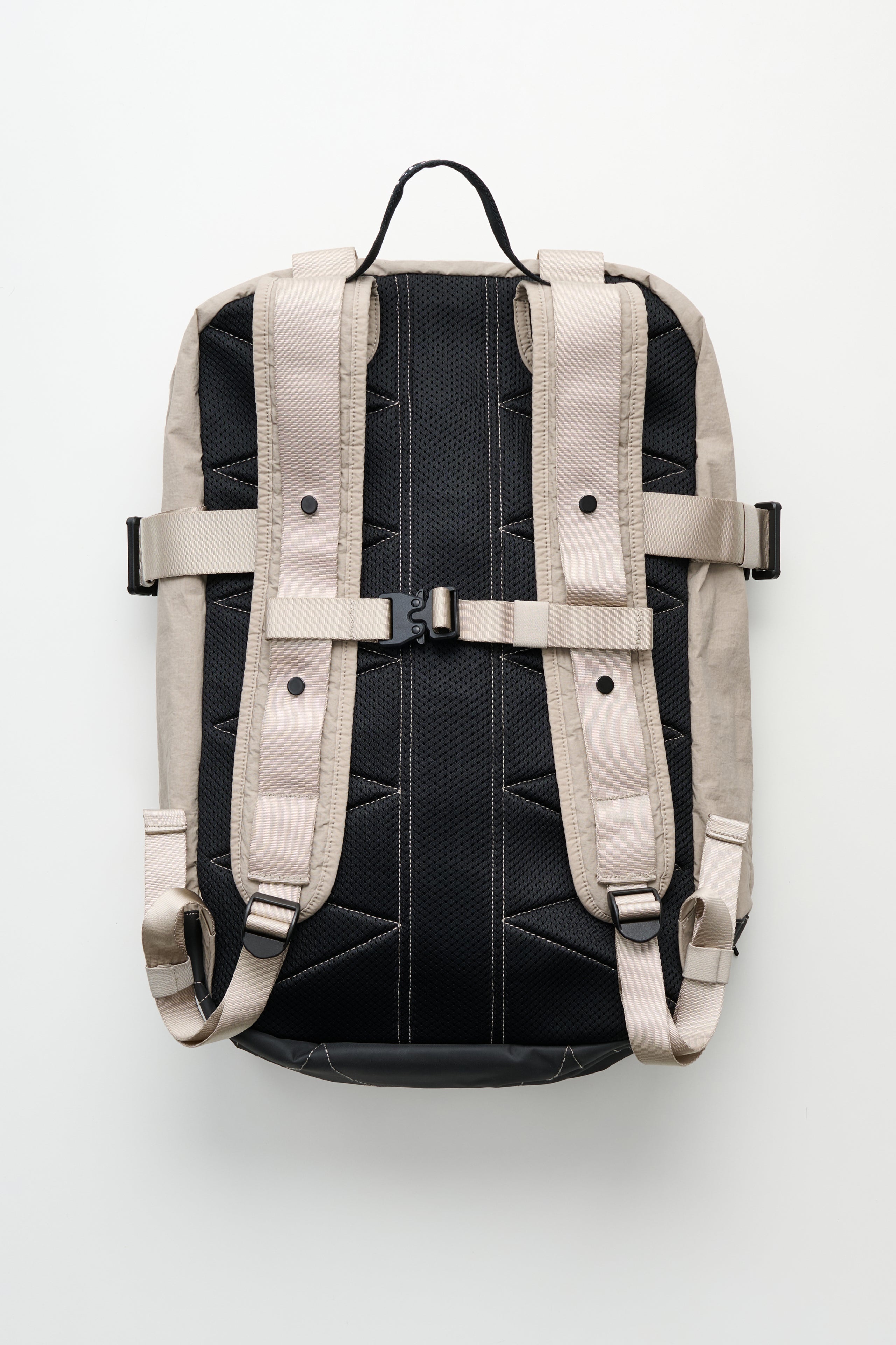 C.P. COMPANY TRAVEL BAG VINTAGE KHAKI - 2