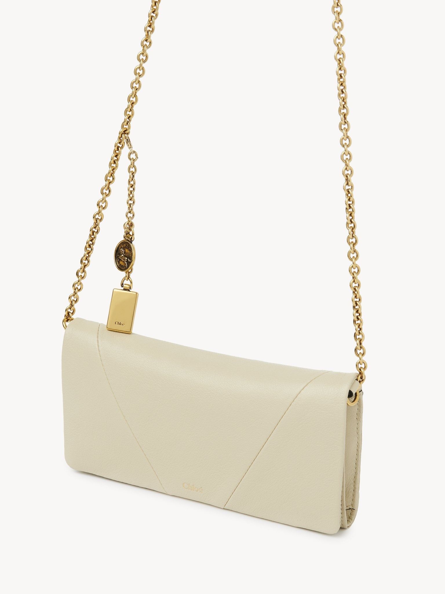 CHLOÉ SPIN FLAP WALLET ON CHAIN IN GRAINED LEATHER - 2