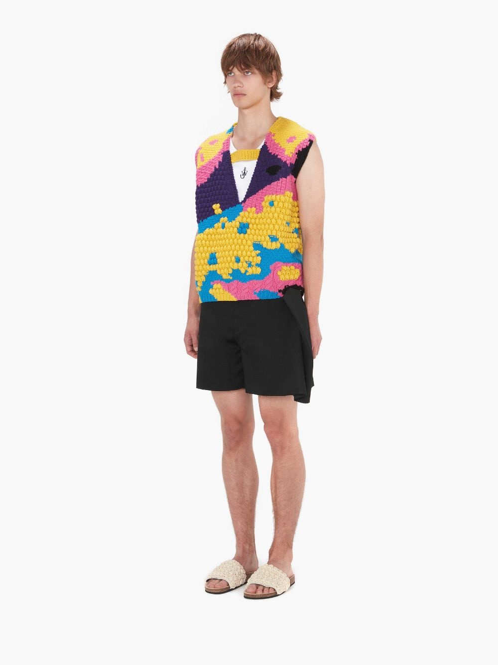 TEXTURED V CUT-OUT VEST - 4