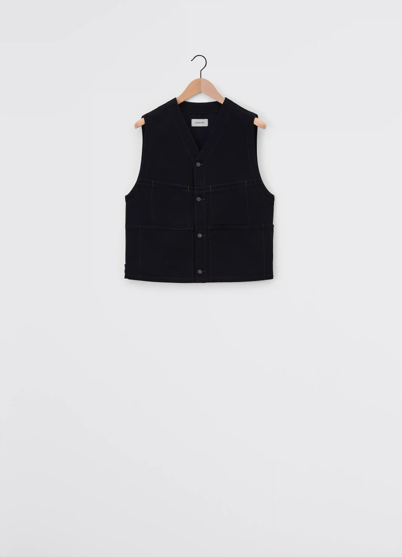 SLEEVELESS GILET 1