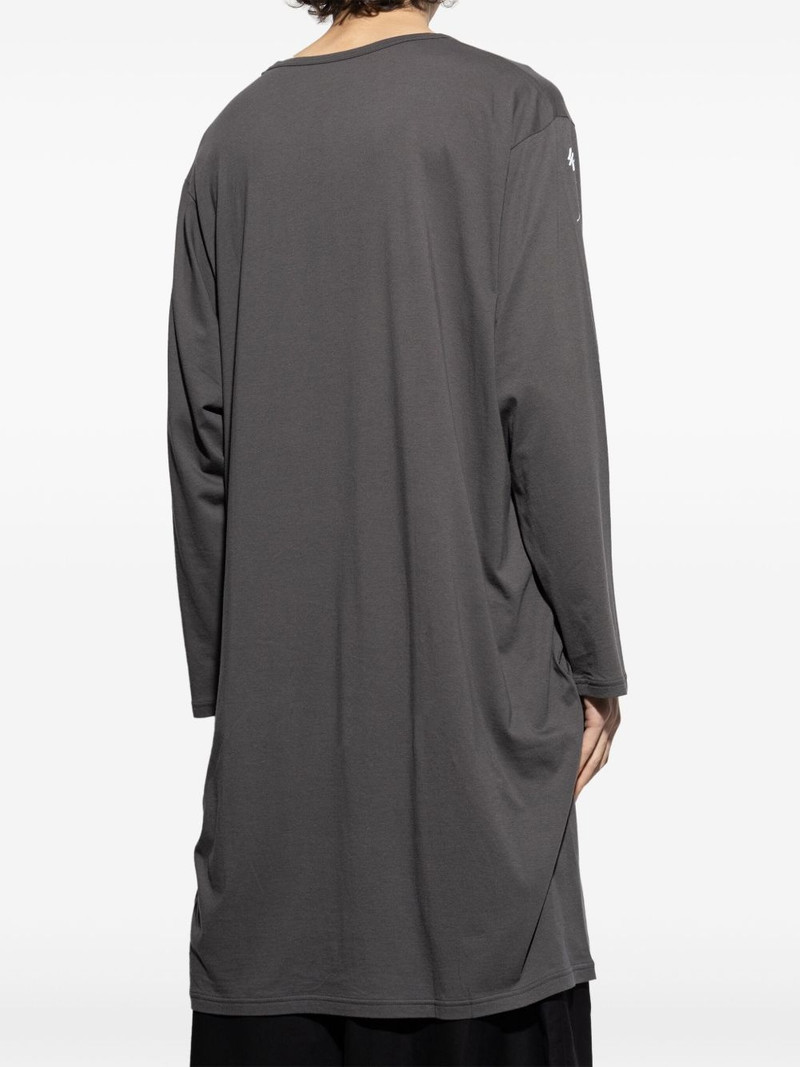 long-sleeve T-shirt 4