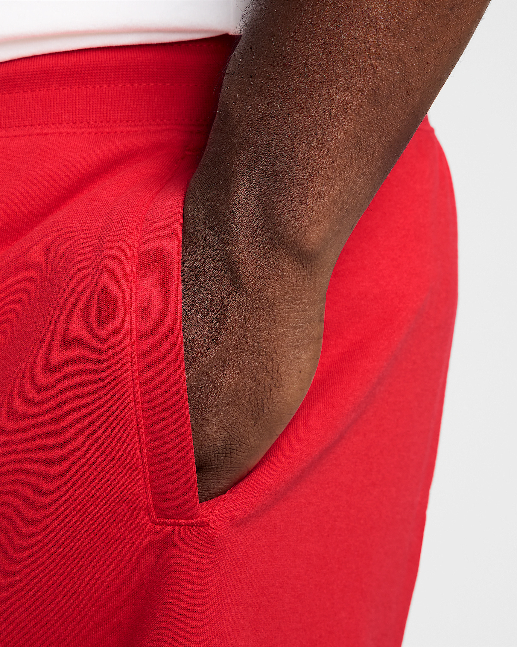Nike Club Men's French Terry Alumni Shorts - 11
