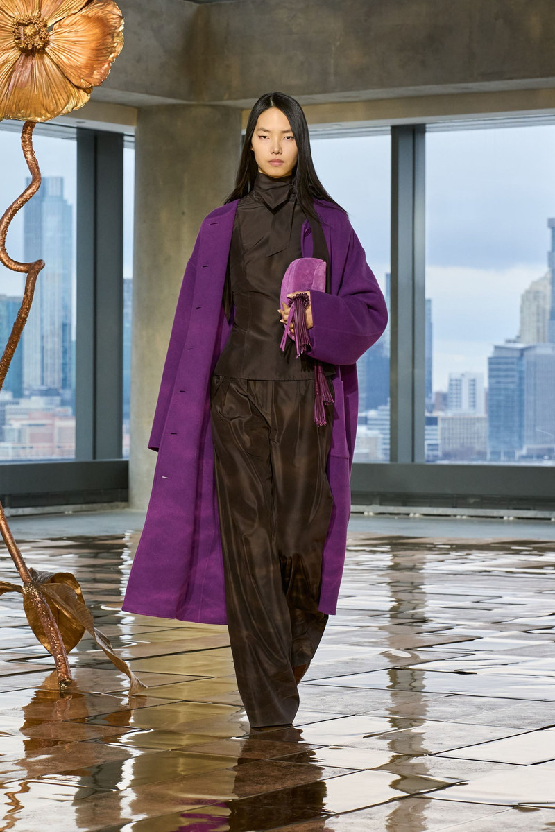 Paloma Tassel Flap Bag 10