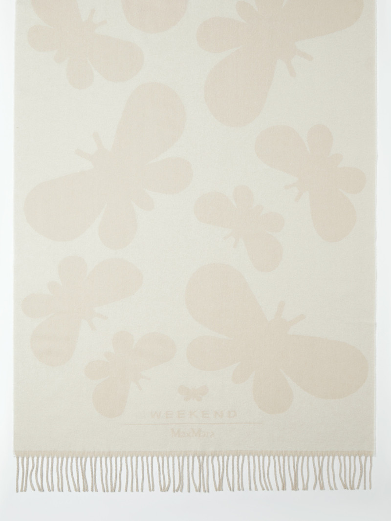 CRESTA Jacquard wool stole 1