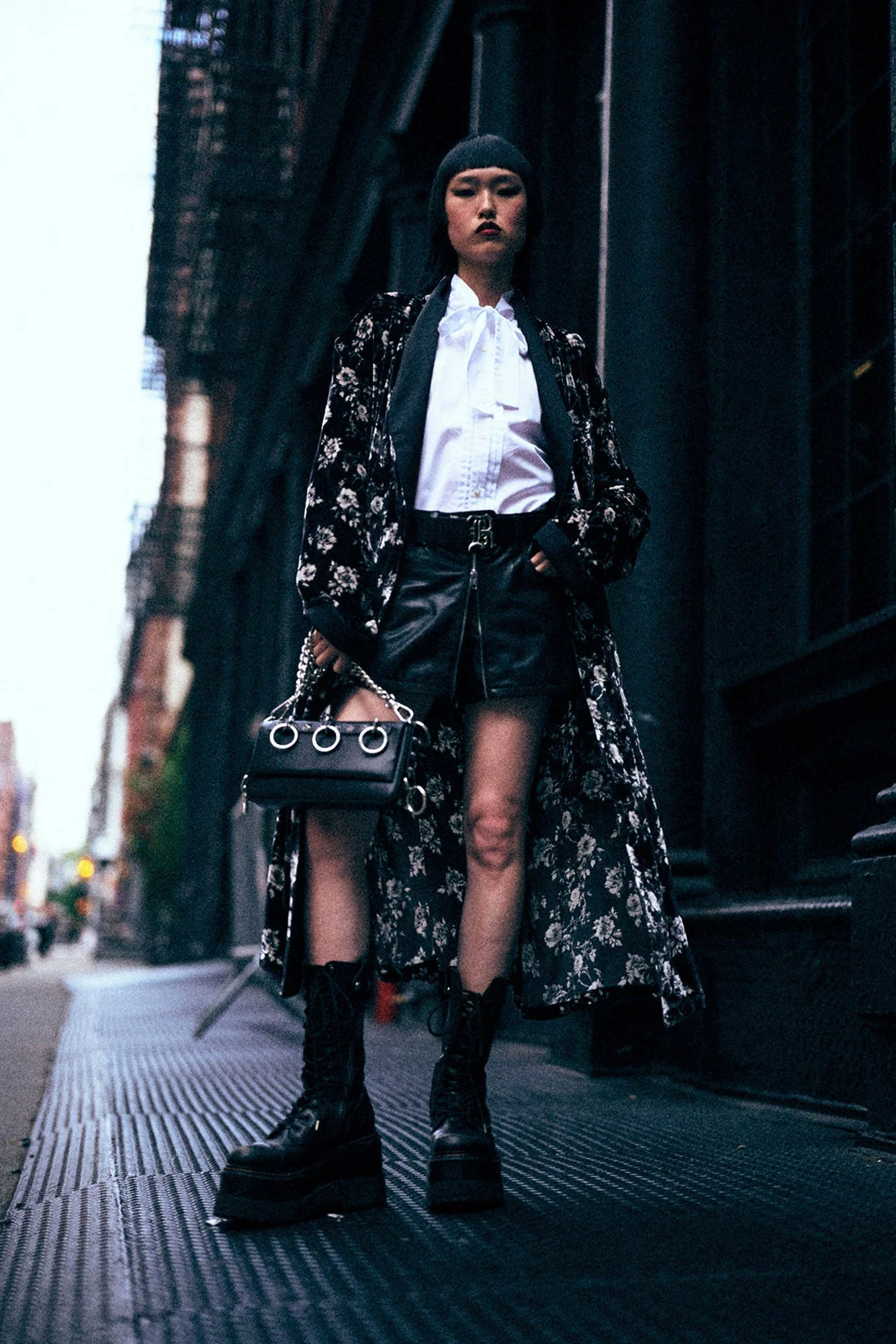 SMOKING ROBE W/PIPING - 1