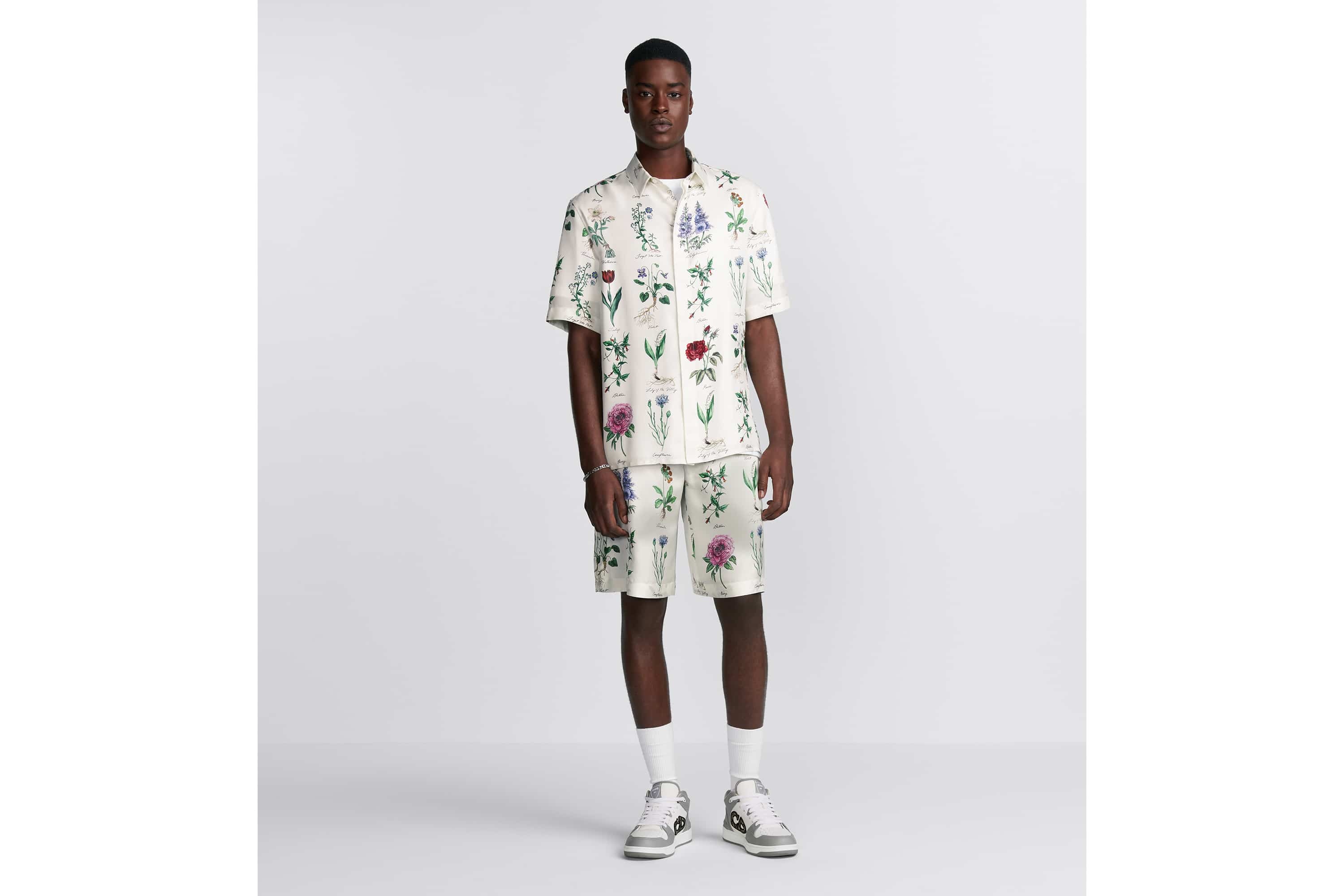Herbarium Illustration Bermuda Shorts - 3