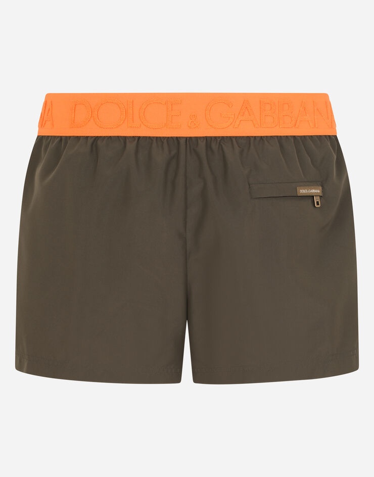 Short swim trunks with patch - 3