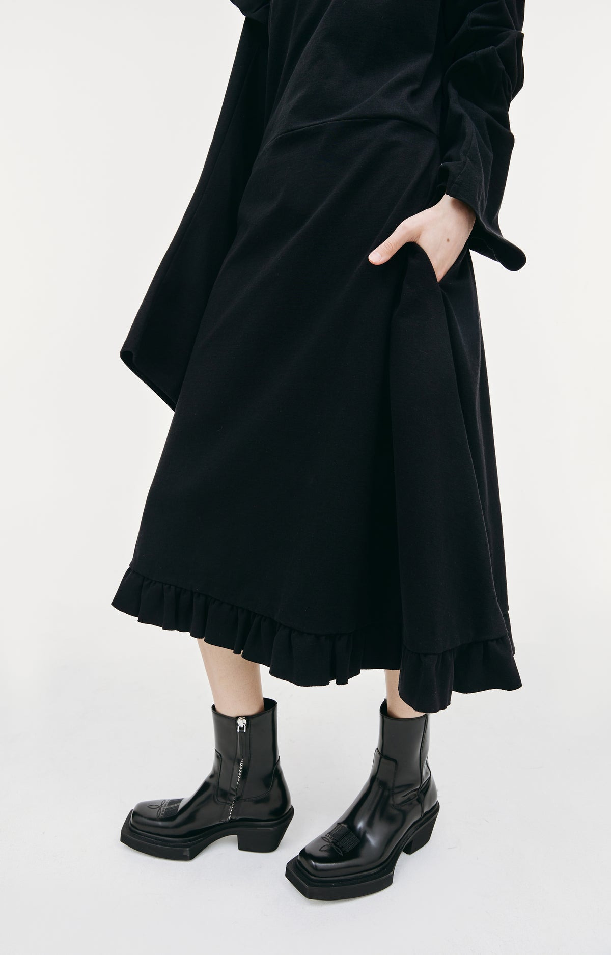 RUFFLE JERSEY DRESS (BLACK) - 6