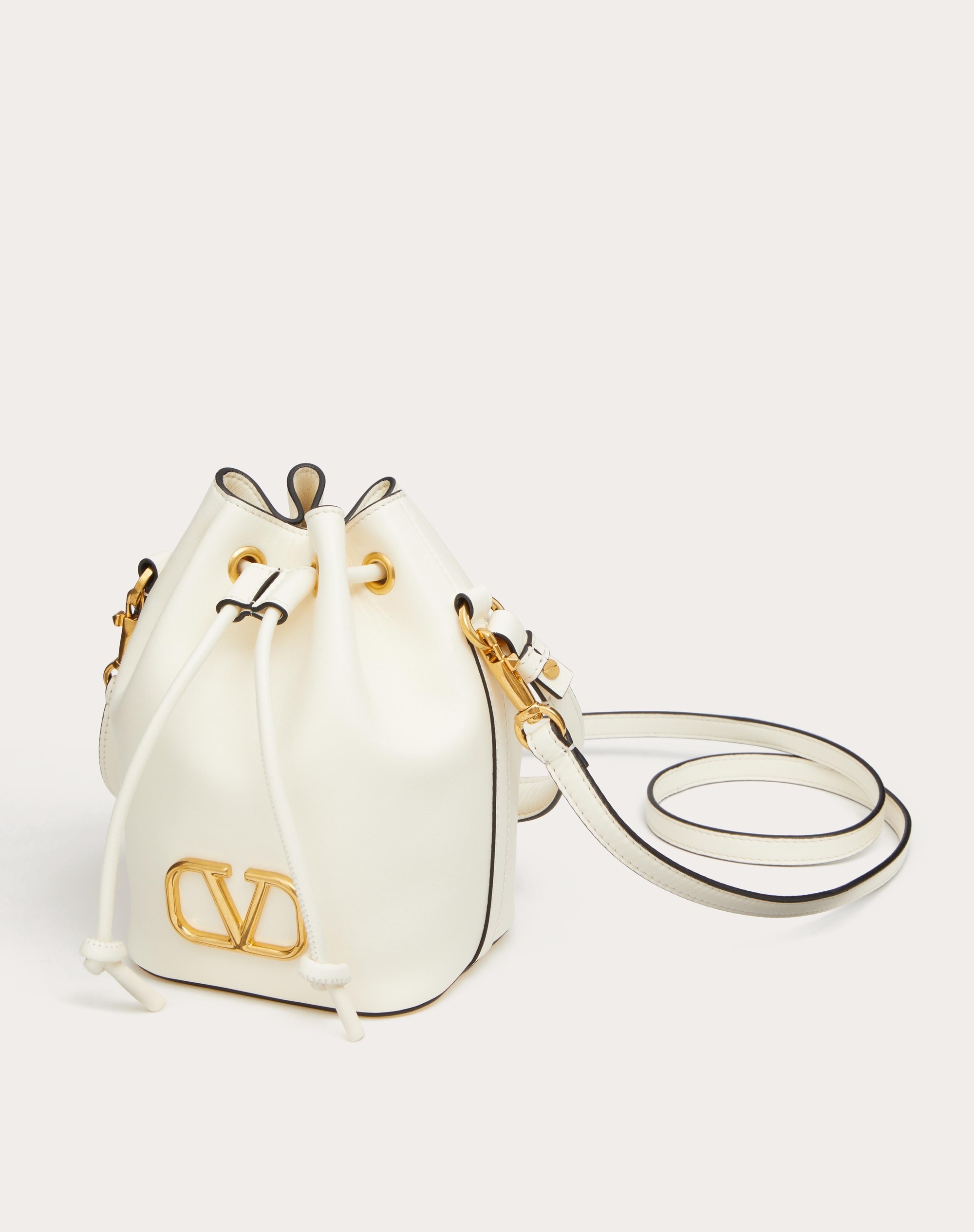 MINI VLOGO SIGNATURE BUCKET BAG IN NAPPA LEATHER - 5