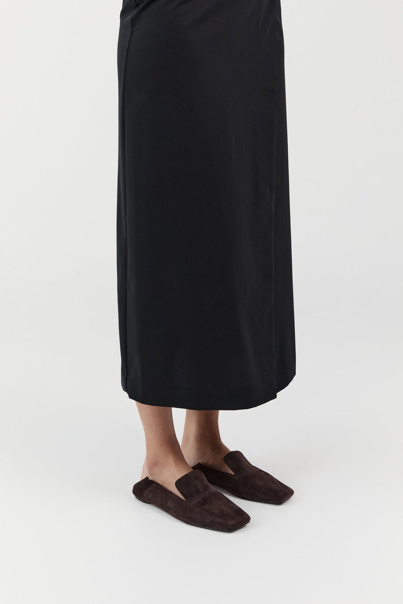 ST. AGNI Suede Minimal Flat Loafer - Coffee outlook