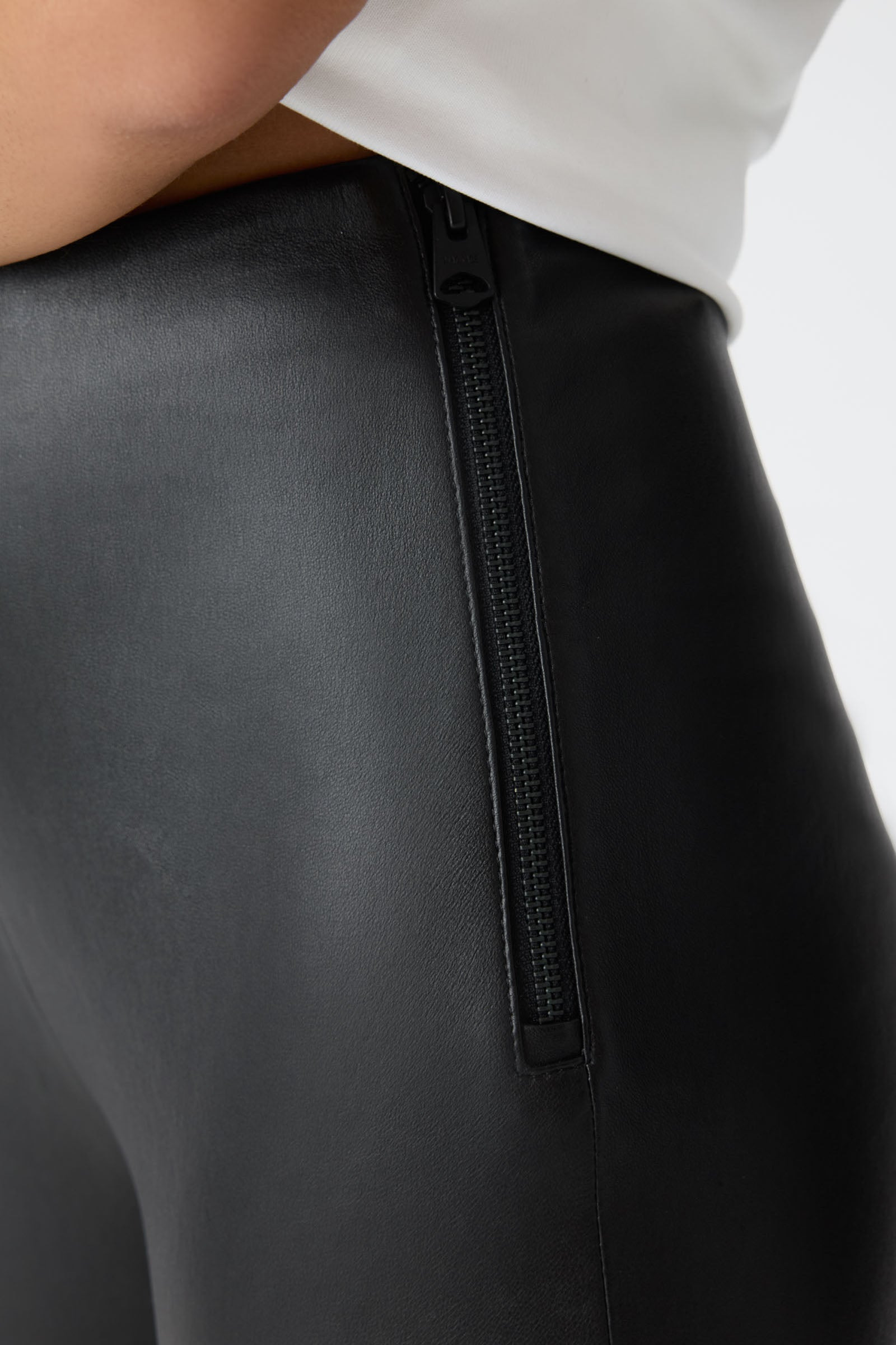 NAVI-Z Fitted Lamb Leather Legging - 6