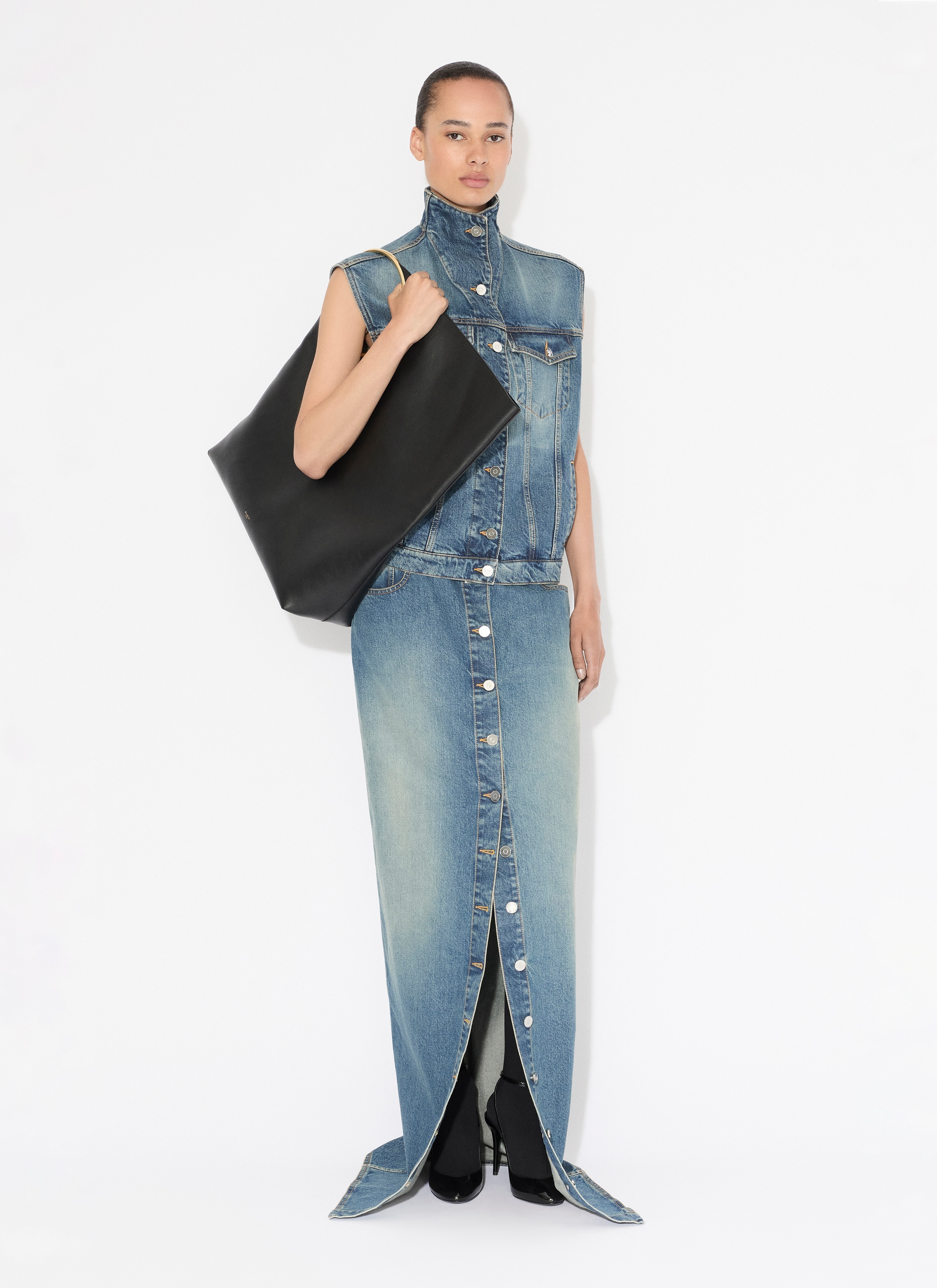【Alaia】デニムベスト ALAÏA BLEU VINTAGE DENIM VEST |ALAÏA US
