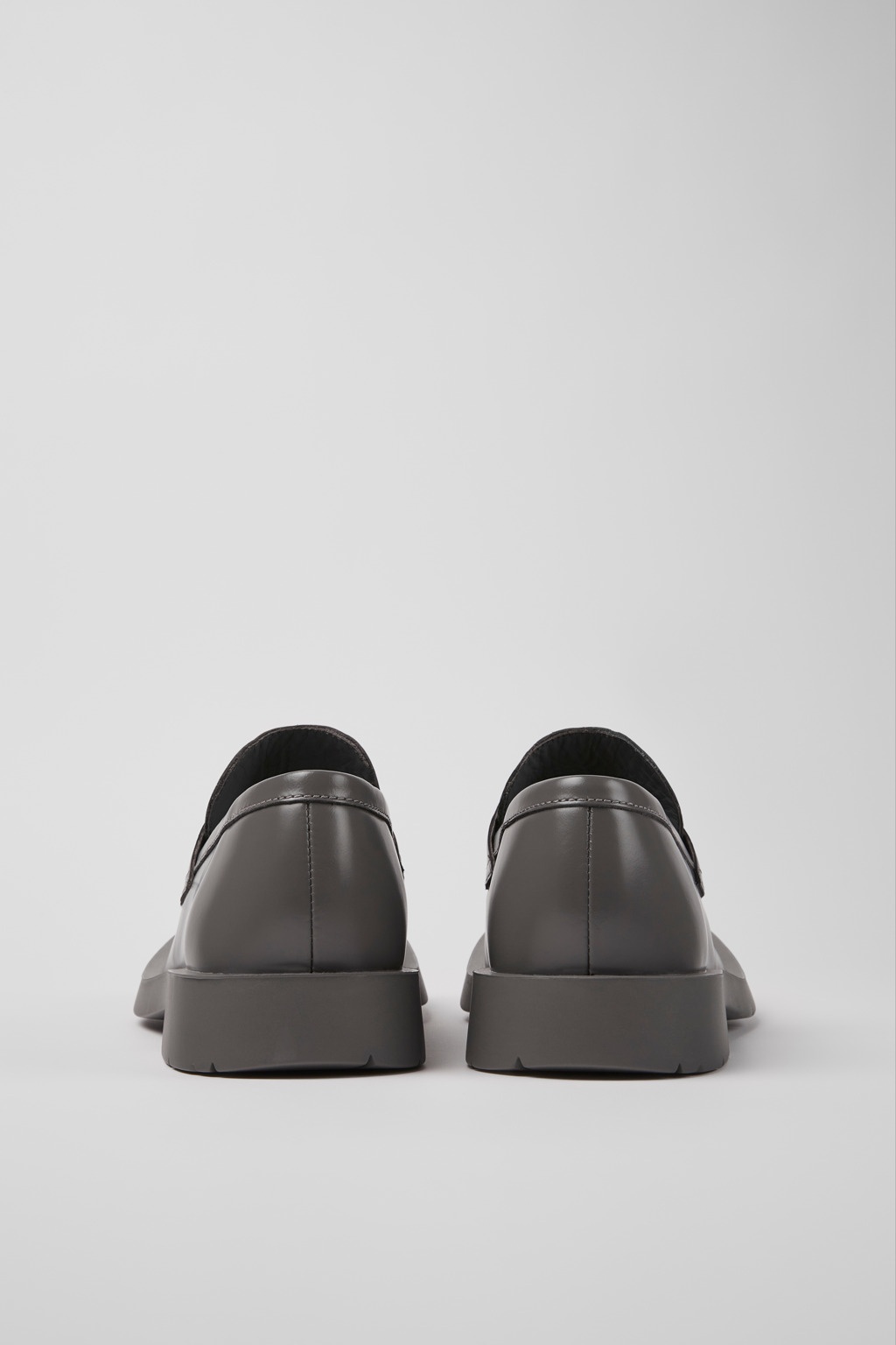 Gray leather loafers - 3