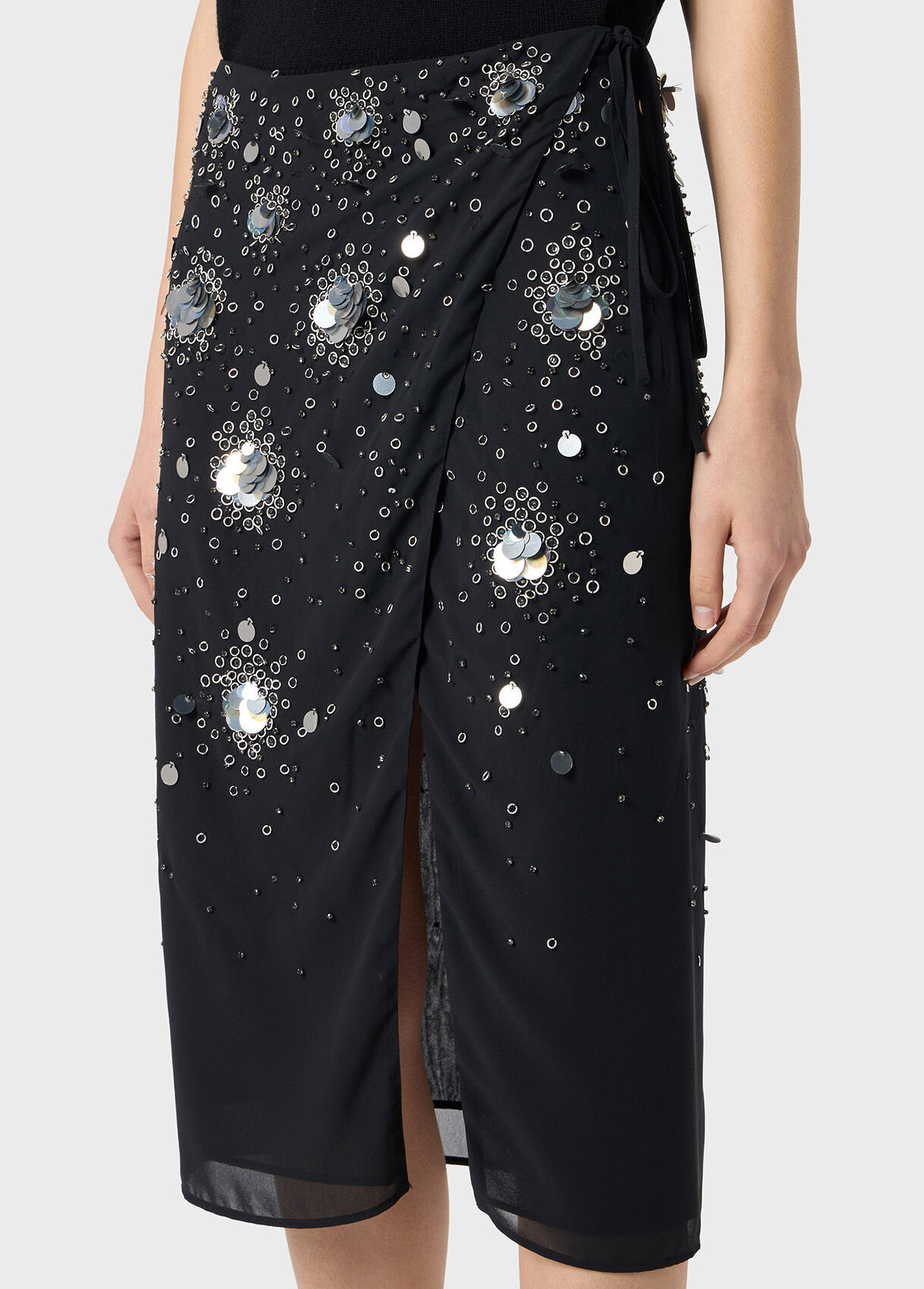 GEORGETTE SKIRT WITH HAND EMBROIDERY - 4