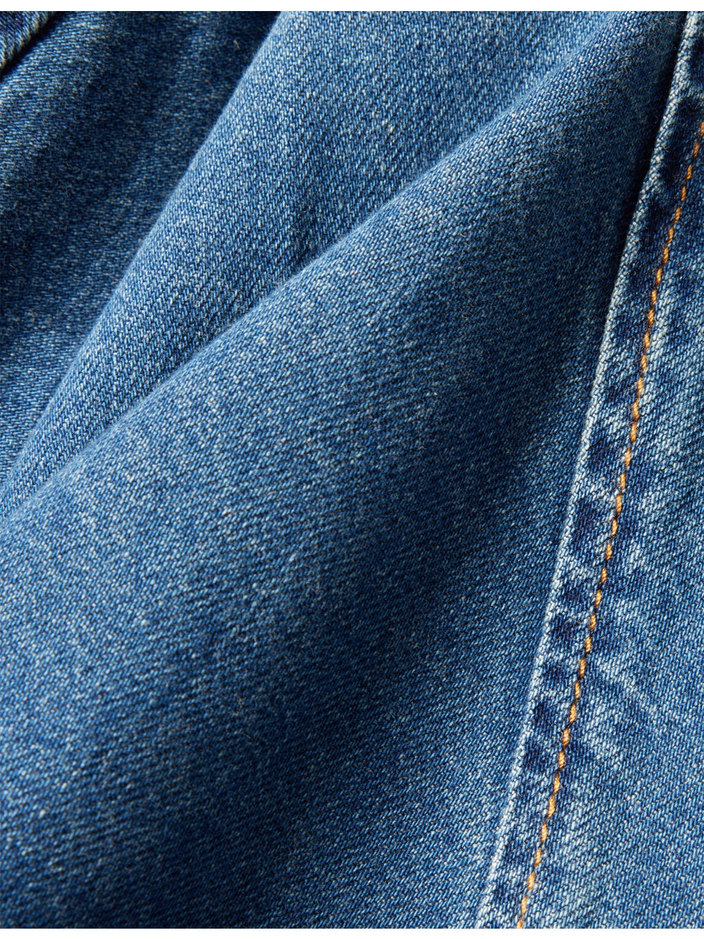 Pointed-Collar Curved Denim Shirt - 7