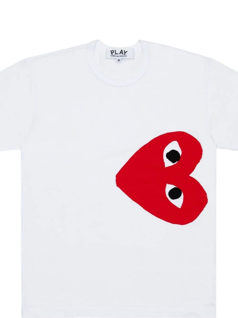 Comme des Garçons PLAY Side Heart logo T-shirt outlook