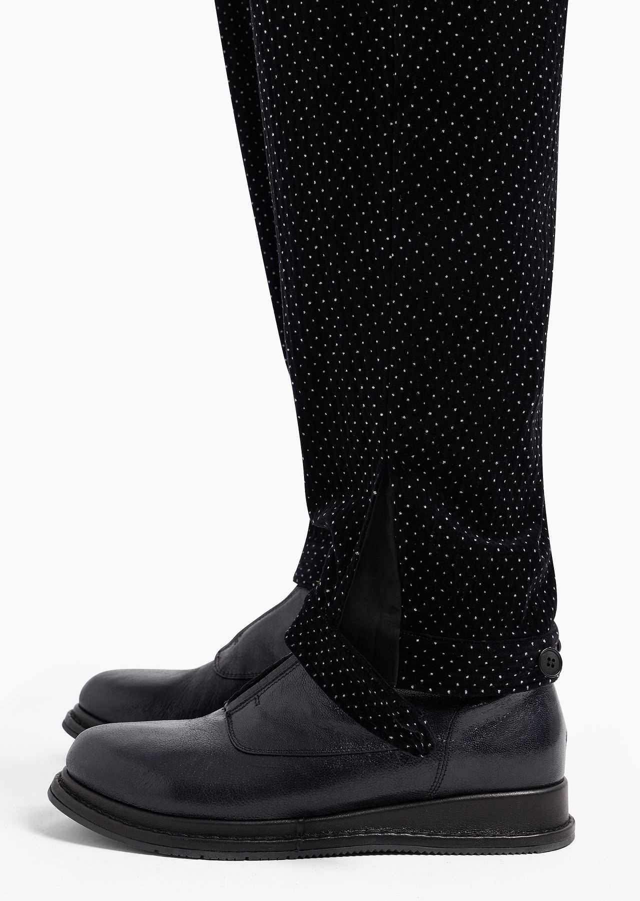 One-pleat trousers in seersucker velvet with a polka-dot motif - 5