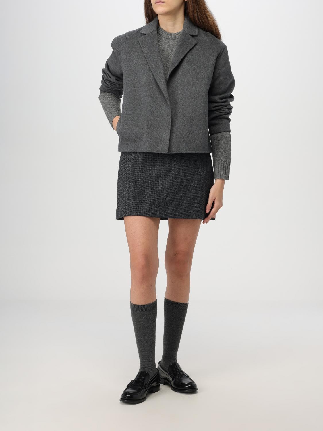 Blazer woman Theory - 2