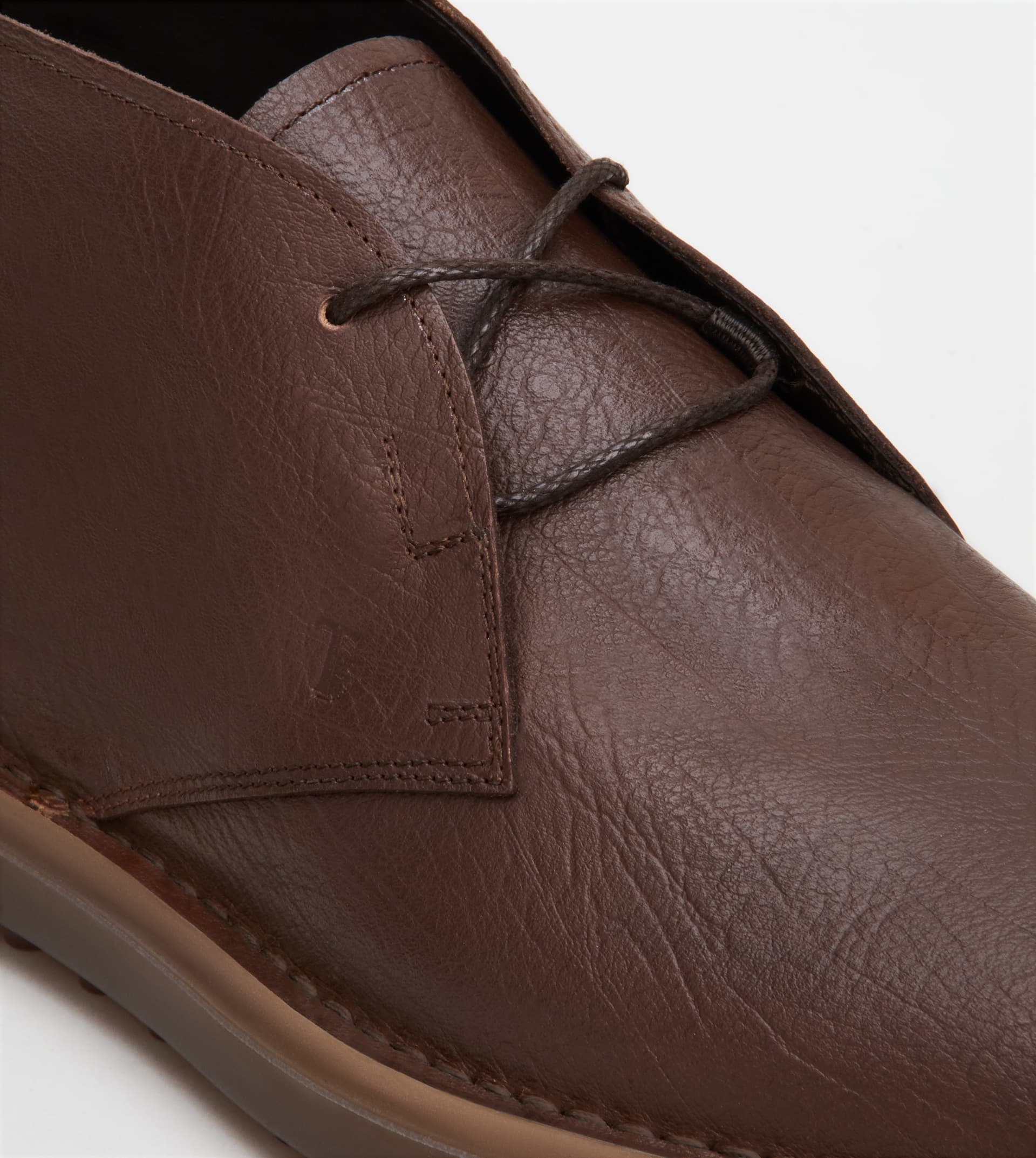 DESERT BOOTS IN LEATHER - BROWN - 6