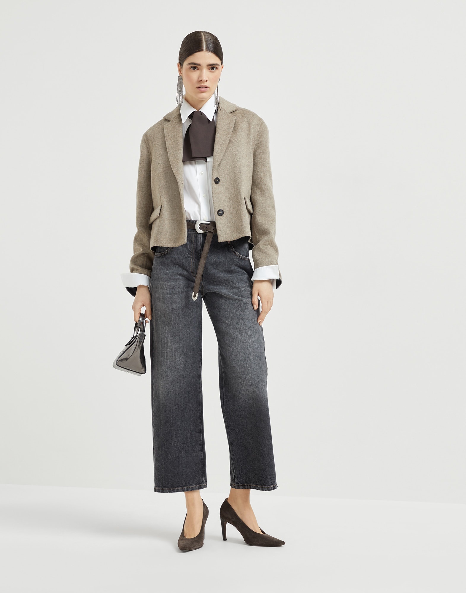 Hand-crafted virgin wool double cloth cropped blazer with shiny cuffs - 5