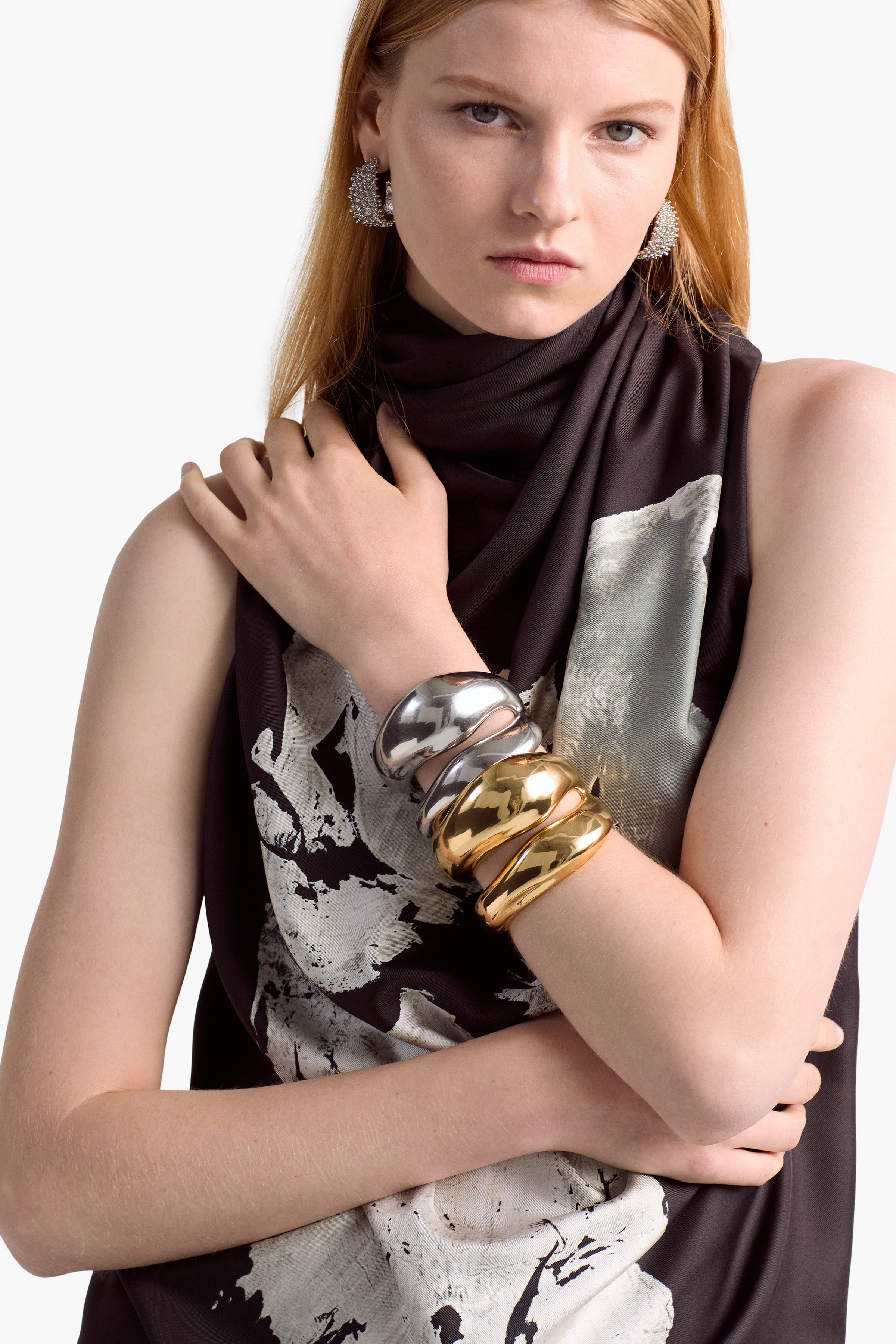 SCULPTURAL CUFF - 2