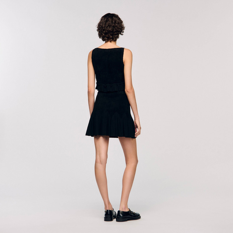 RUFFLED KNIT CROP TOP 6
