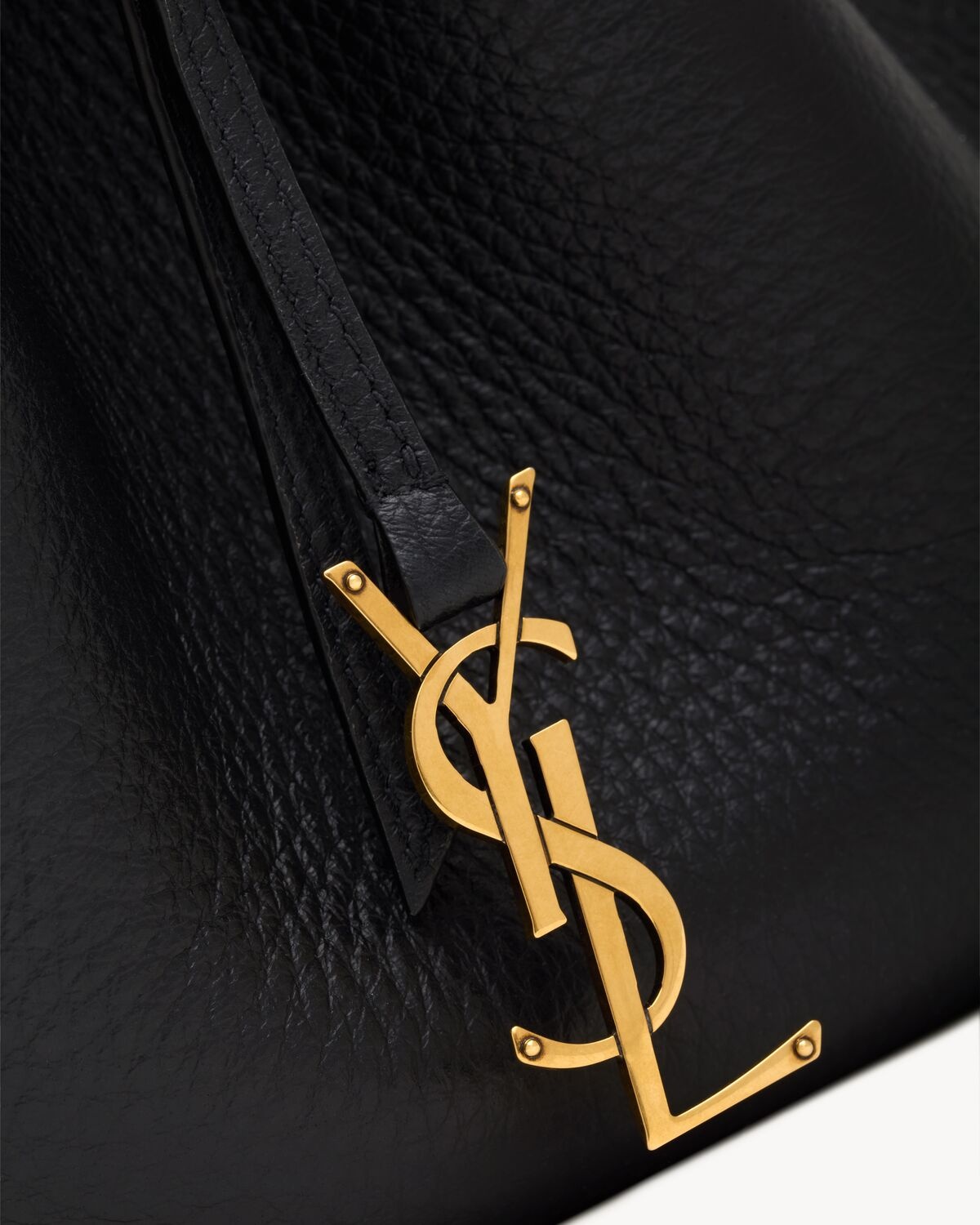 PARIS VII SMALL HOBO IN GRAINED LEATHER - 6