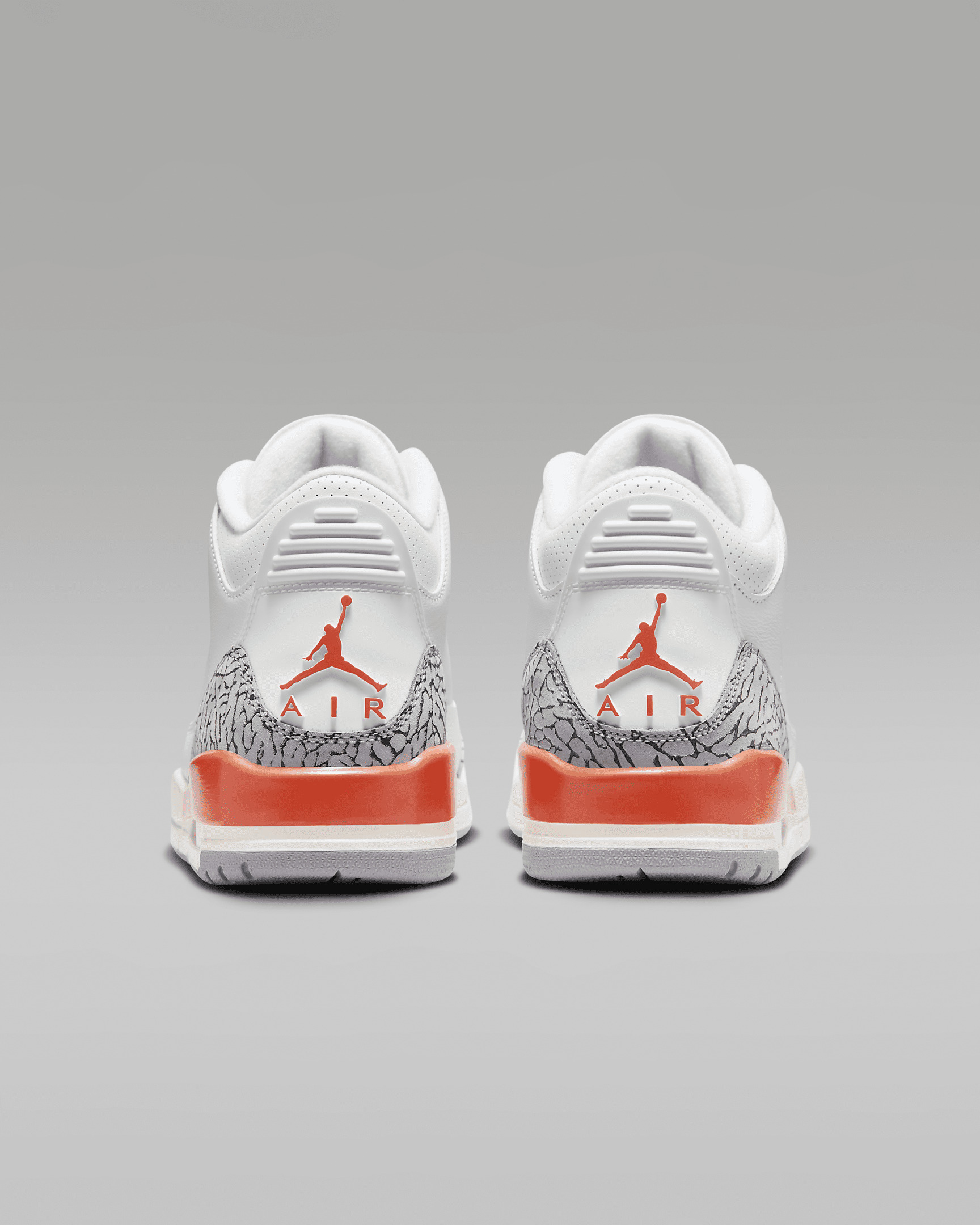 Air Jordan 3 Retro Women's Shoes - 6