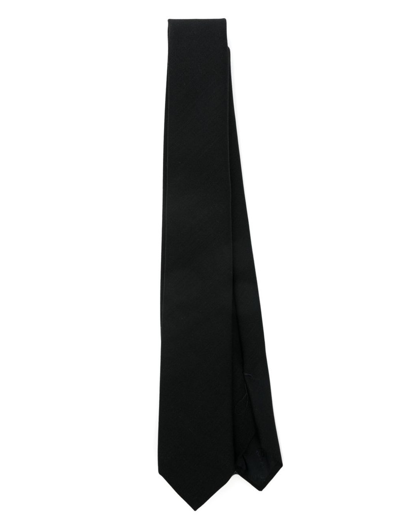 pointed-tip tie 1