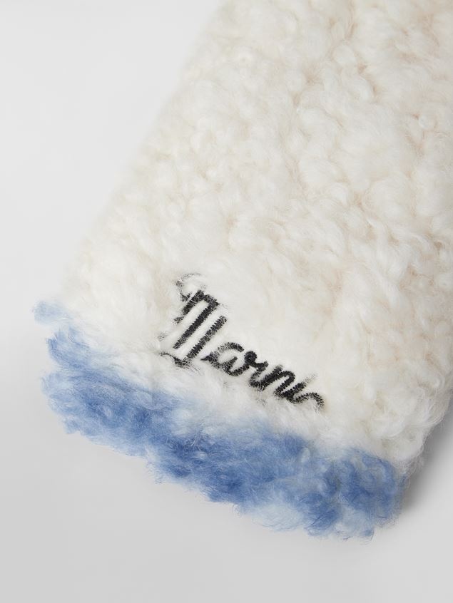 SHEARLING IPHONE CASE WITH SPRAYED DETAILING - 5