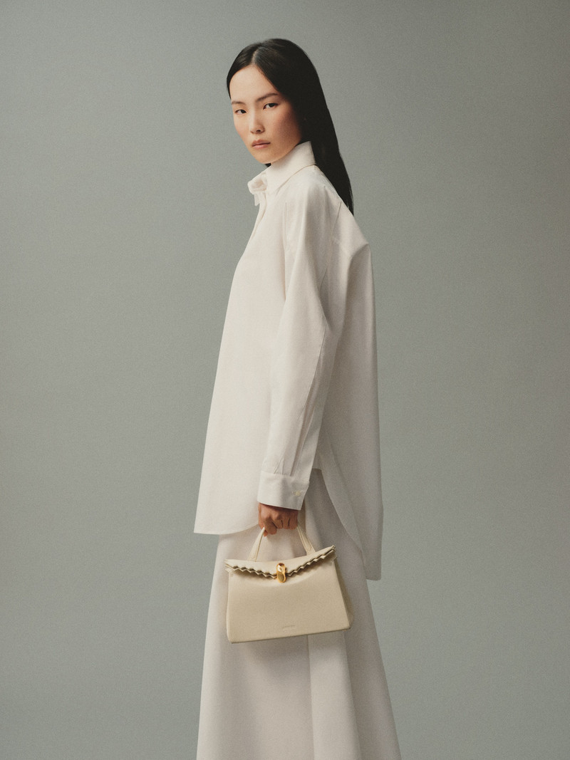 JACQUEMUS The small Valérie outlook