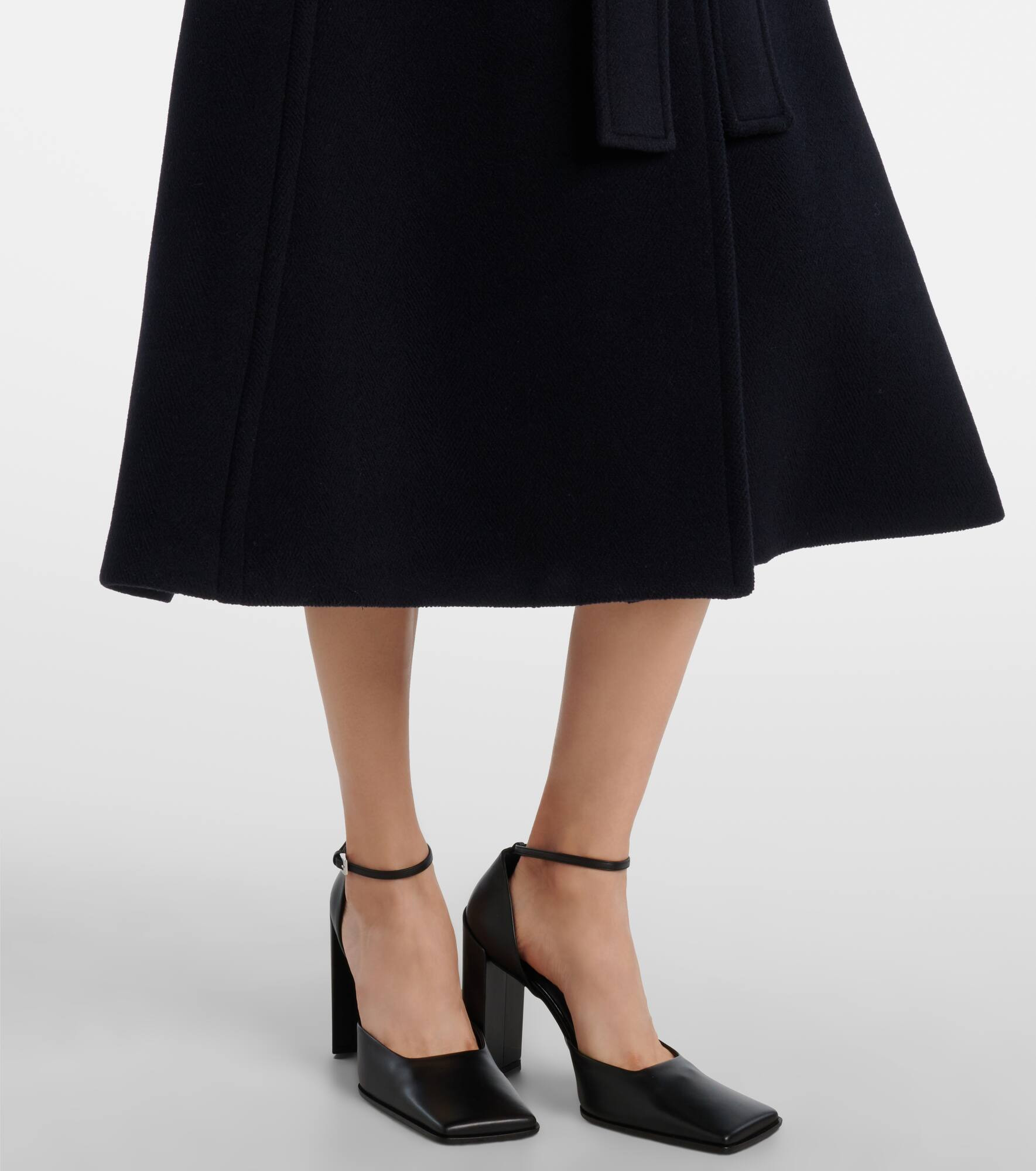 Tailored wool coat - 6