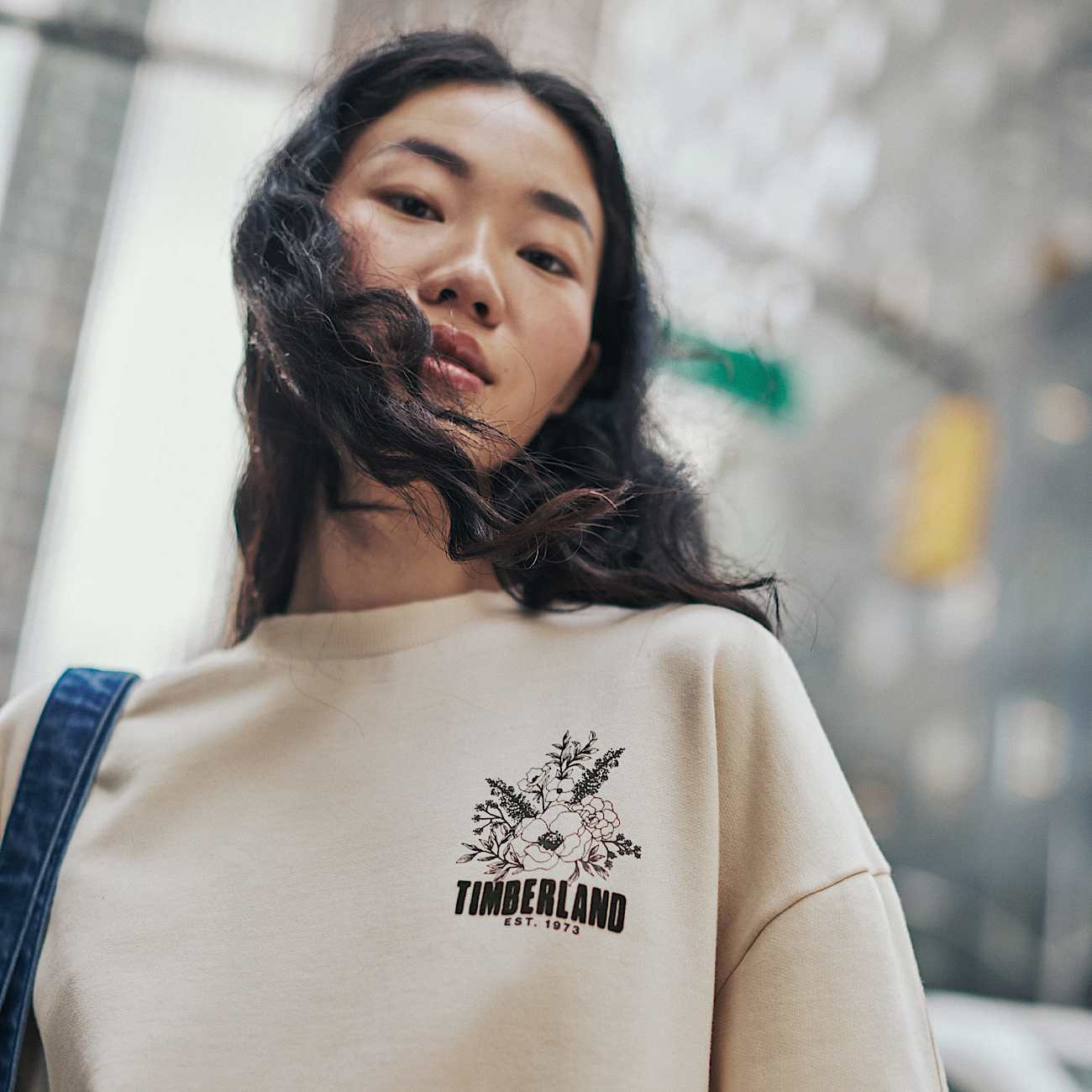 Women's Brushed Chest Graphic Crew Sweatshirt - 6
