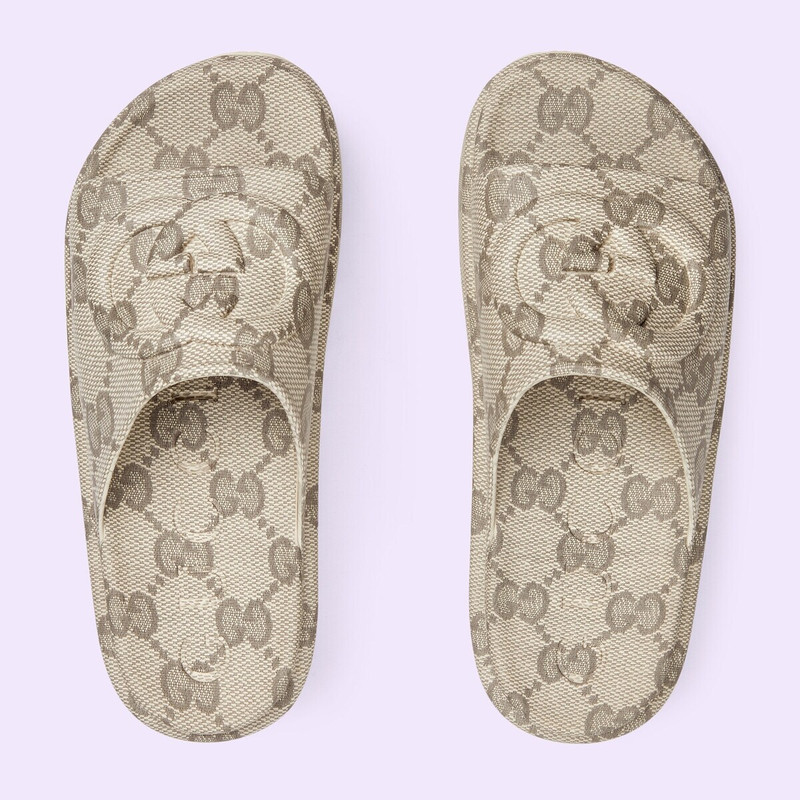 GUCCI Women's slide sandal with Interlocking G outlook