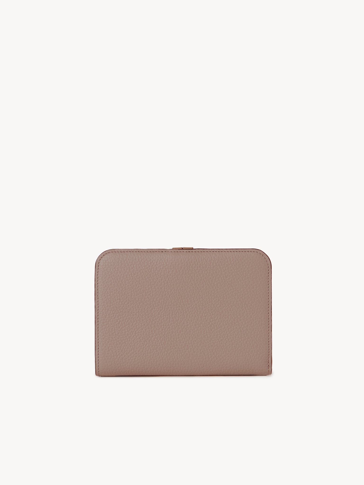 【CHLOE】BIFOLD WALLET Chloé Small Chloé Charms Tri Fold Wallet In Grained Leather