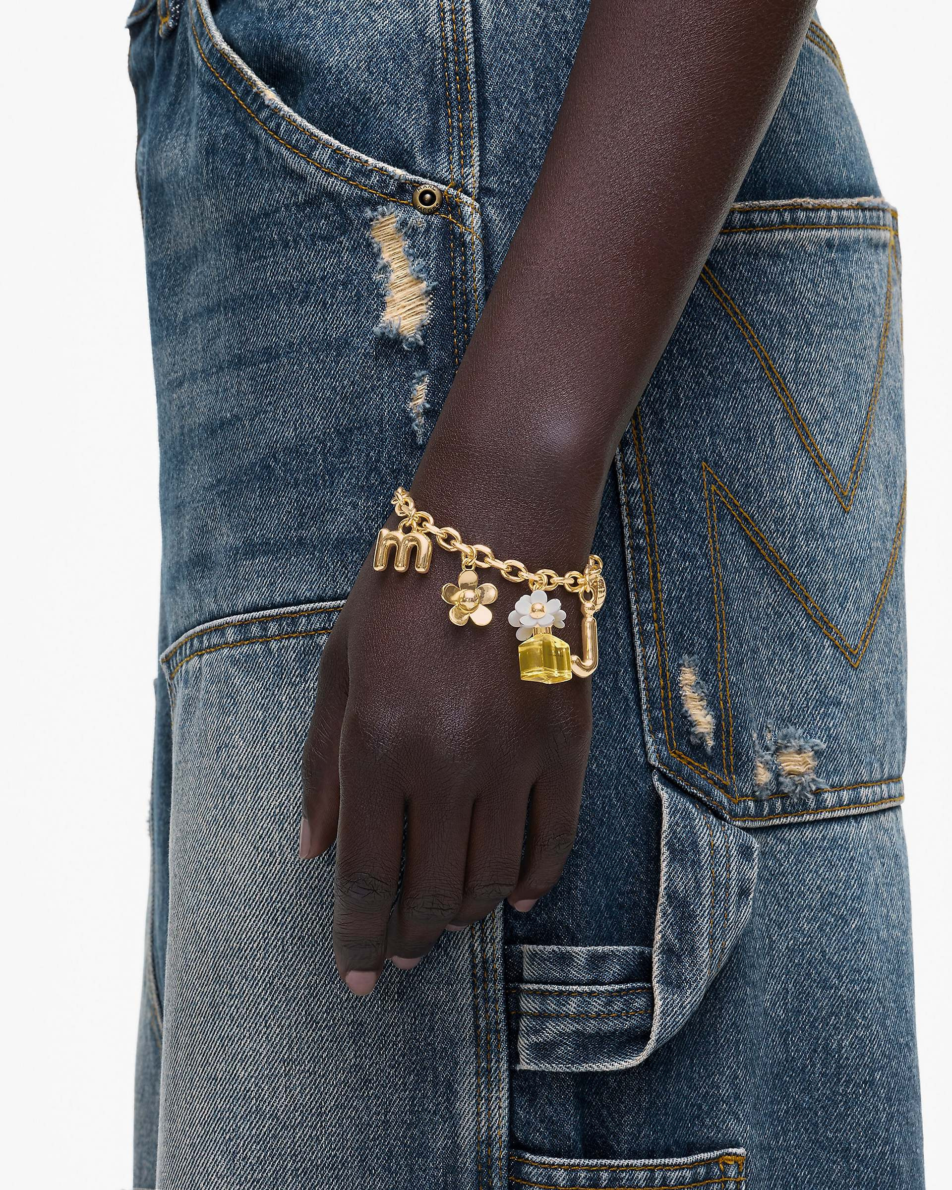 DAISY CHARM BRACELET - 2