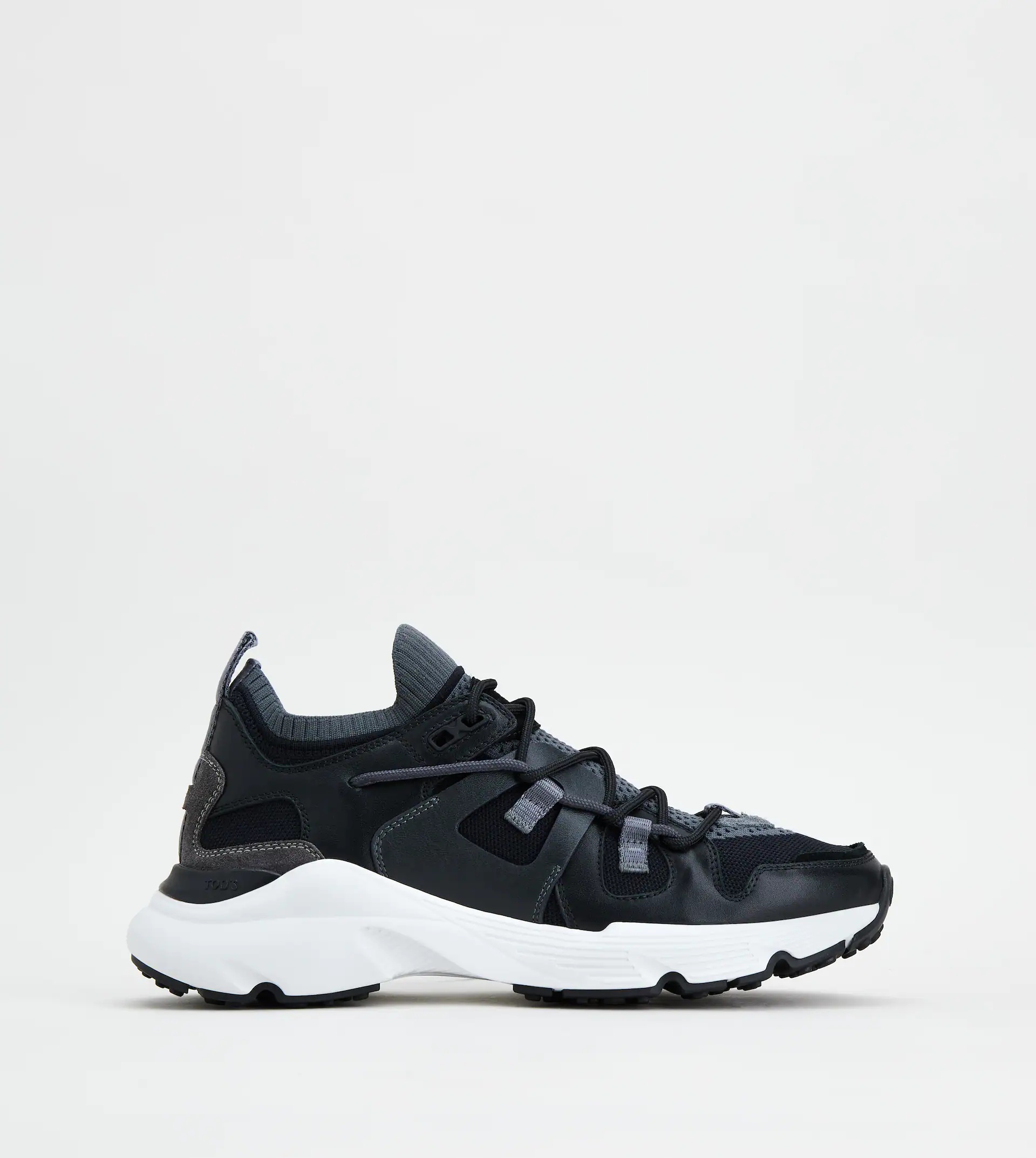 SNEAKERS IN LEATHER AND TECHNICAL FABRIC - BLACK, GREY - 1
